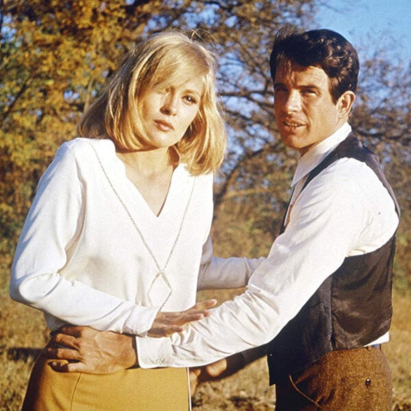 4) Bonnie Parker & Clyde Barrow Bonnie ve Clyde