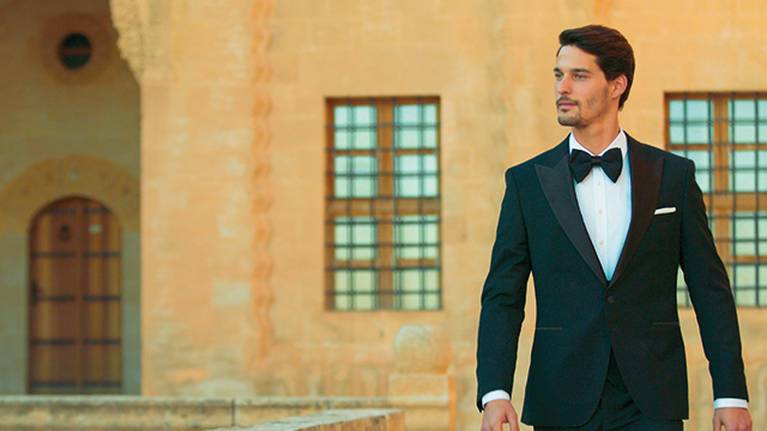 Yaklaşan Düğünlere Pierre Cardin İmzası