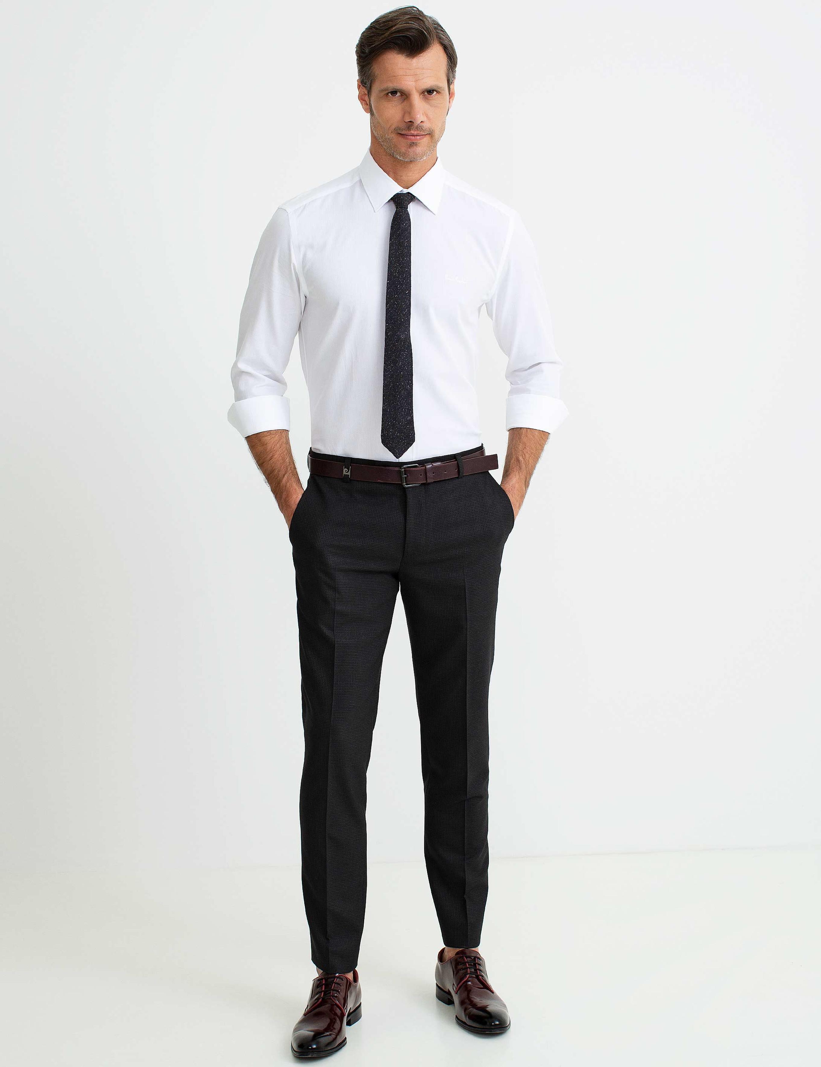 Beyaz Slim Fit Gömlek