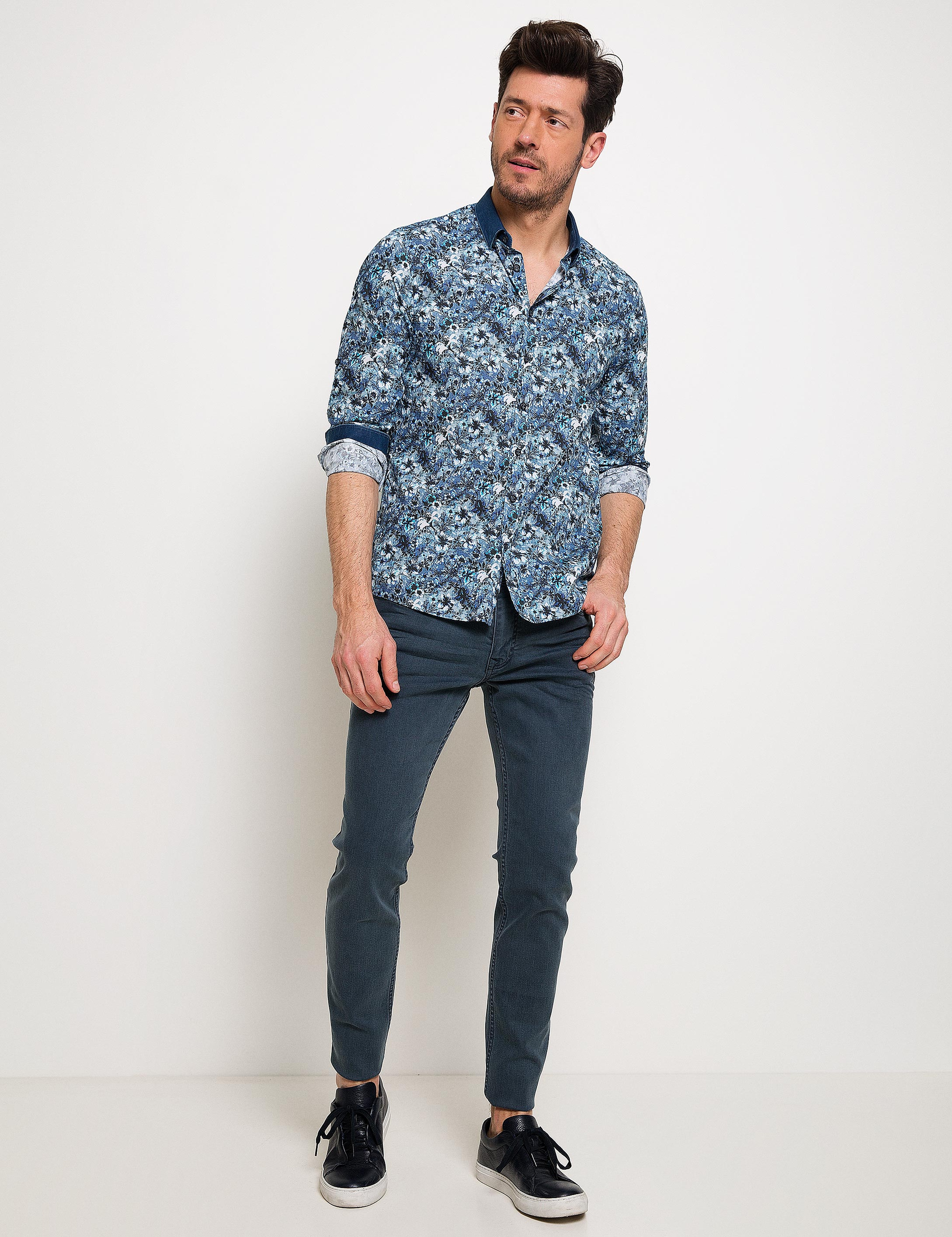 Lacivert Slim Fit Gömlek - Image 2