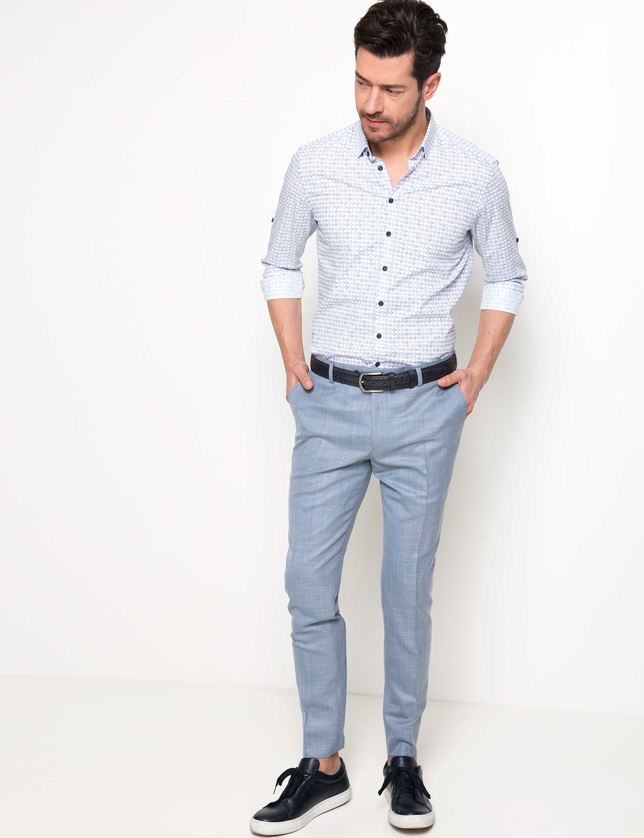 Mavi Detaylı Beyaz Slim Fit Gömlek
