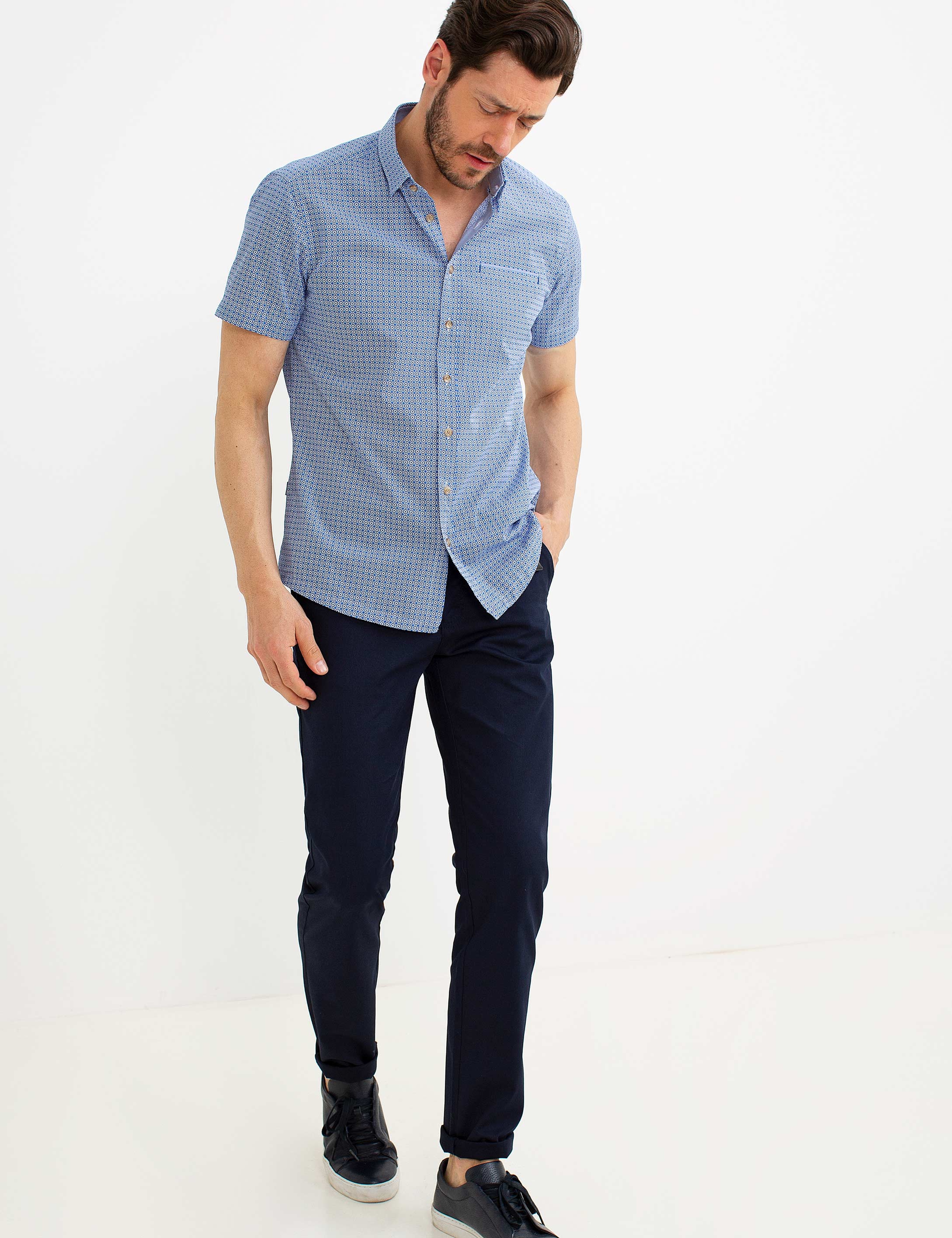 Saks Mavi Slim Fit Kısa Kollu Gömlek - Image 2
