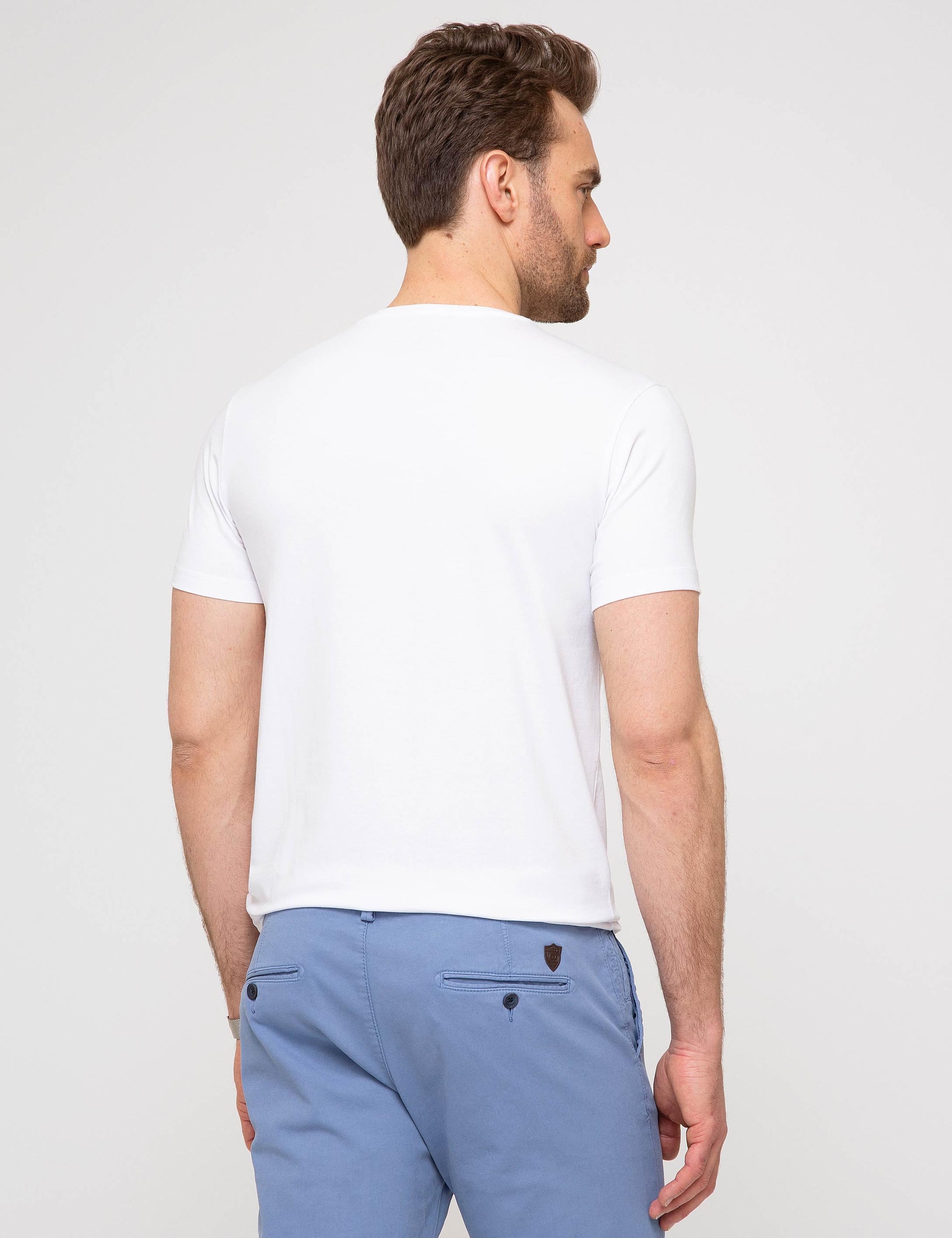 Beyaz Ex. Slim Fit Basic Tişört