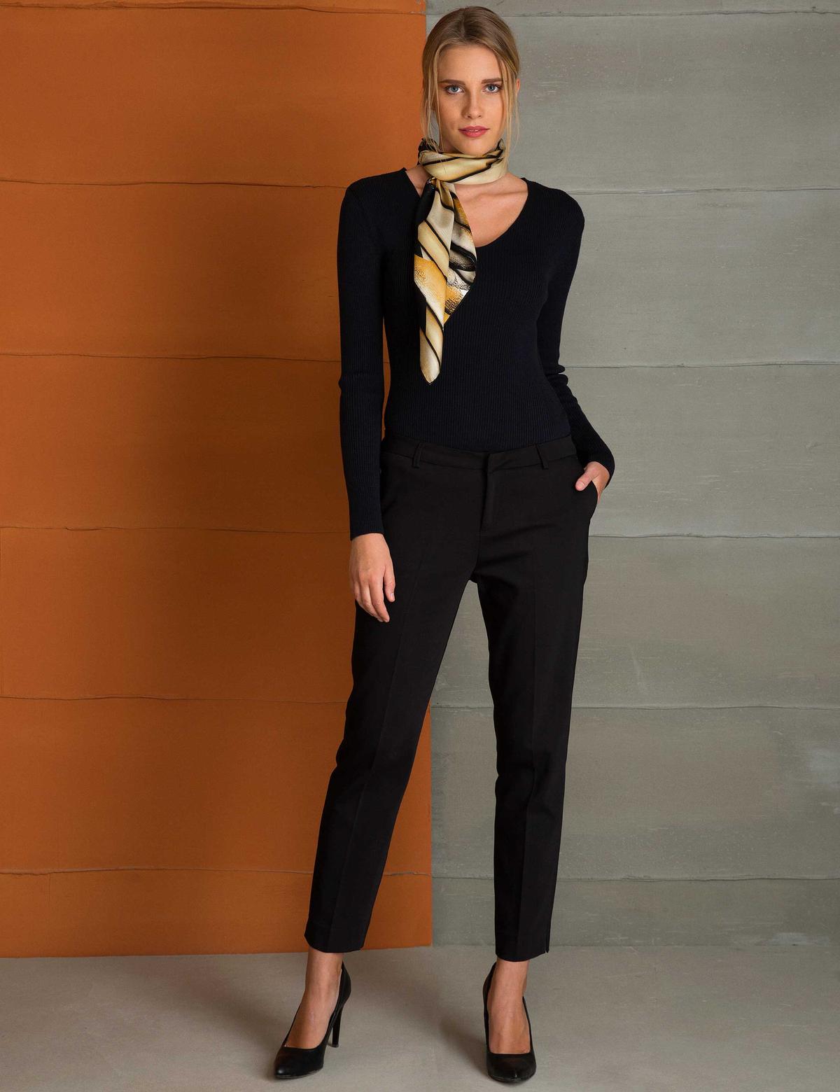 Lacivert Slim Fit V Yaka Triko Kazak