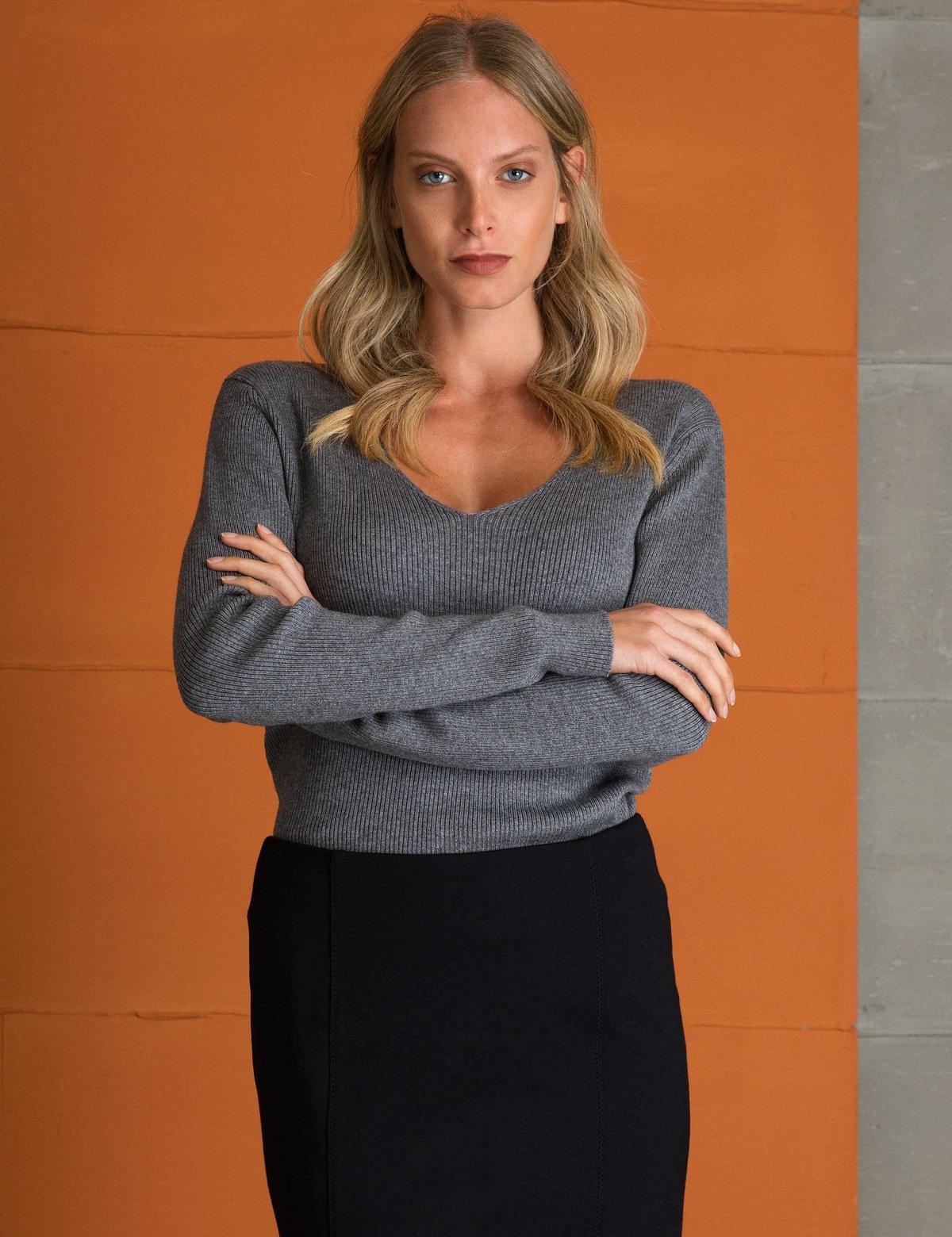 Gri Slim Fit V Yaka Triko Kazak - 50197344053