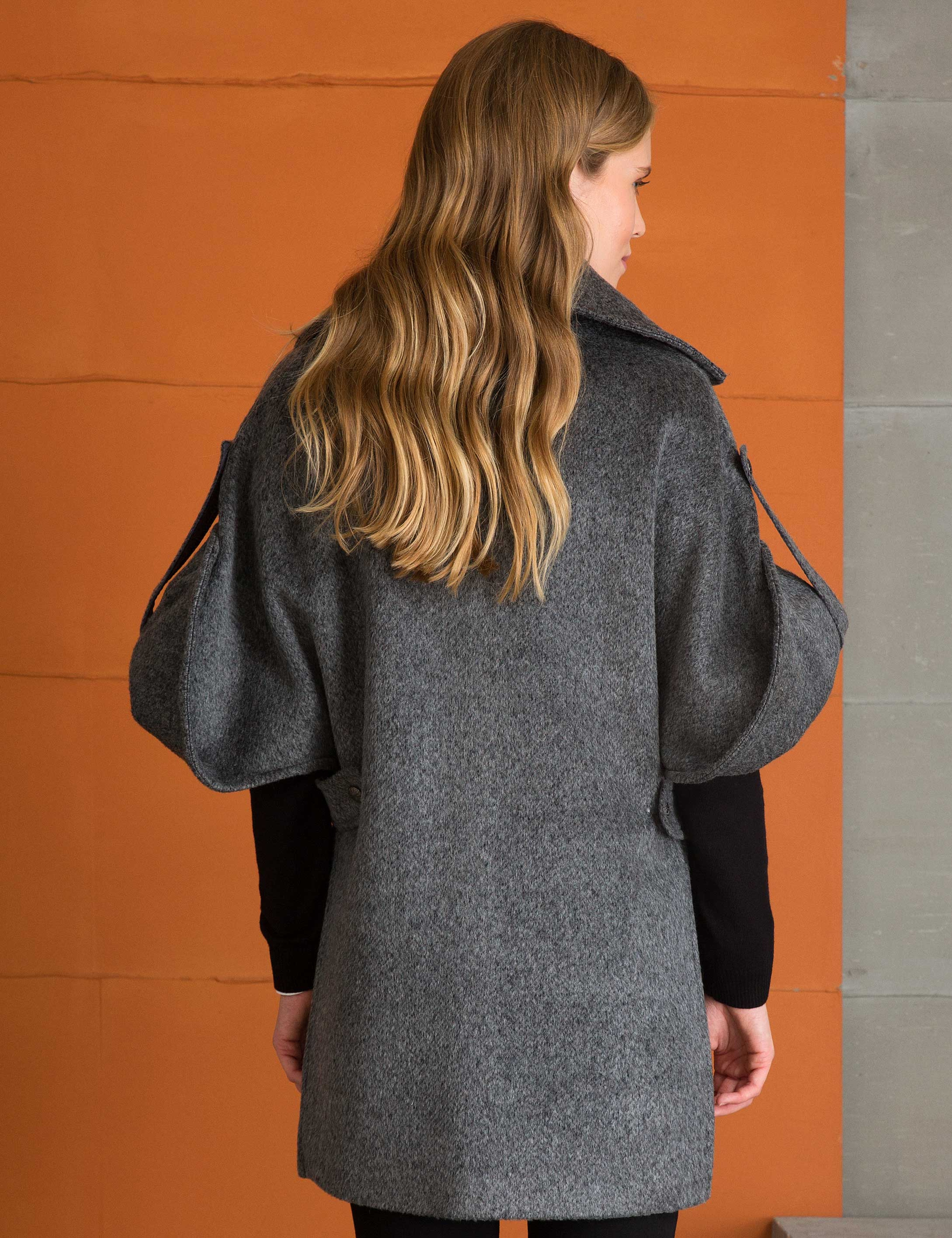 Gri Regular Fit Kaşe Kaban - Image 4