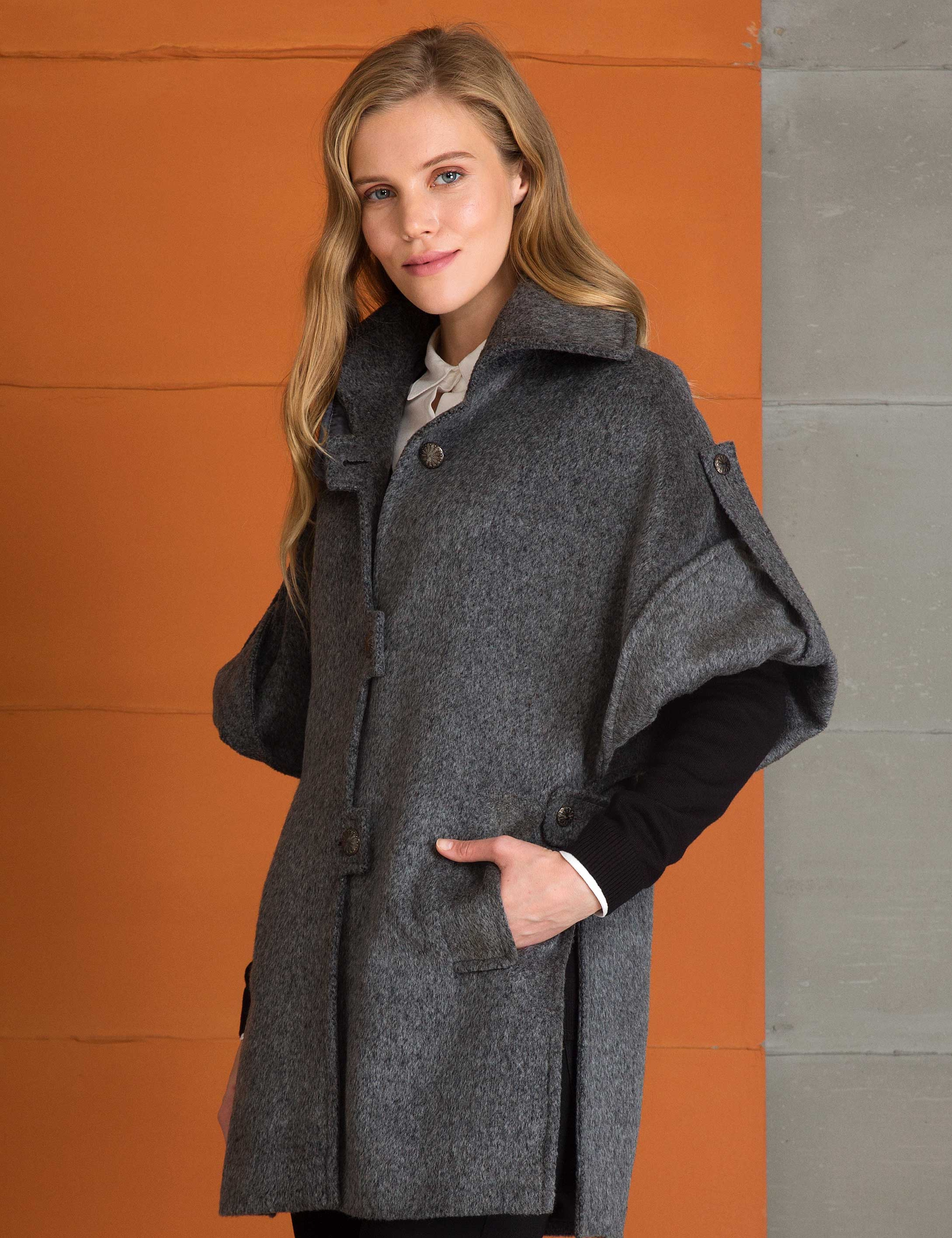 Gri Regular Fit Kaşe Kaban - Image 3