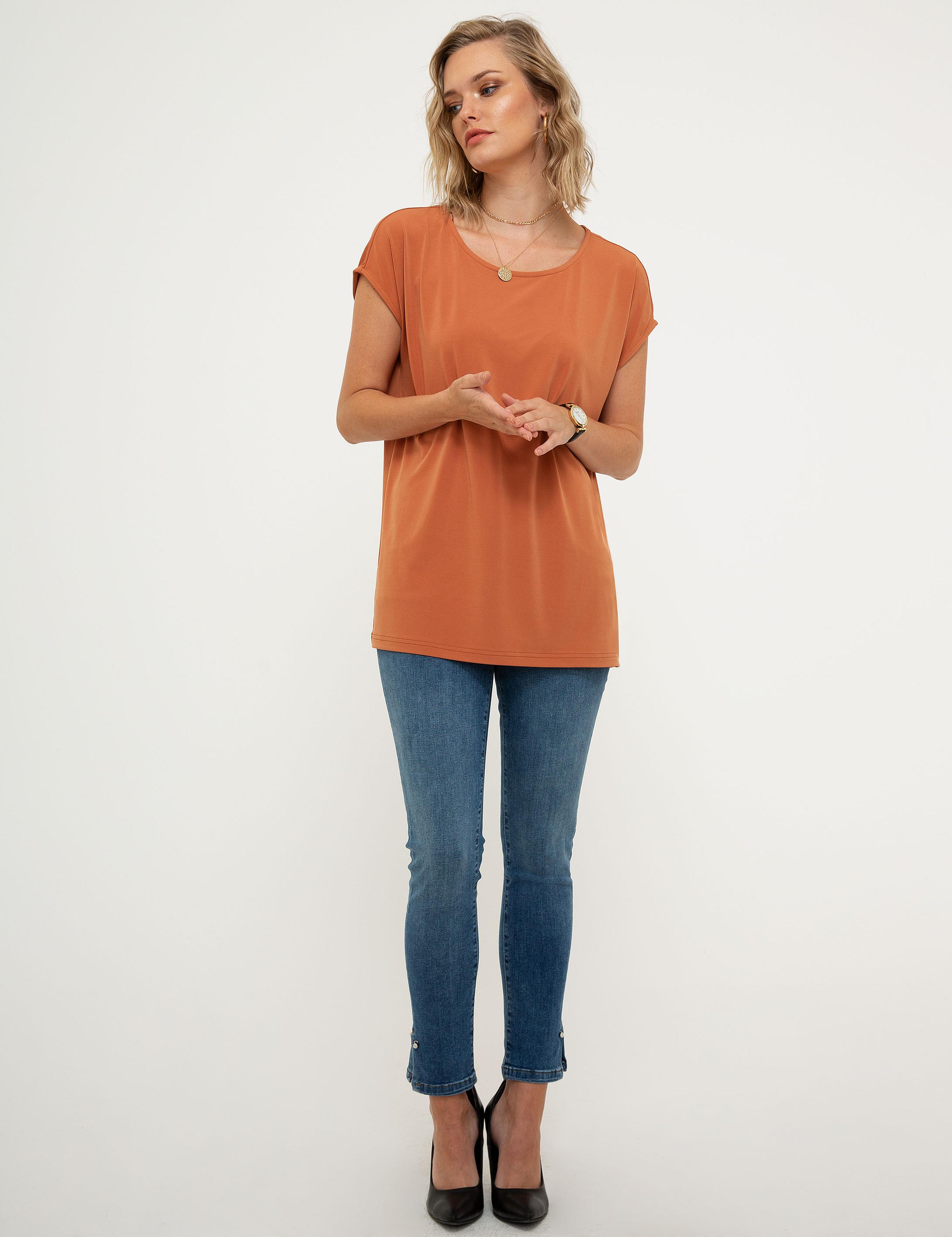 Taba Comfort Fit Kayık Yaka T-Shirt