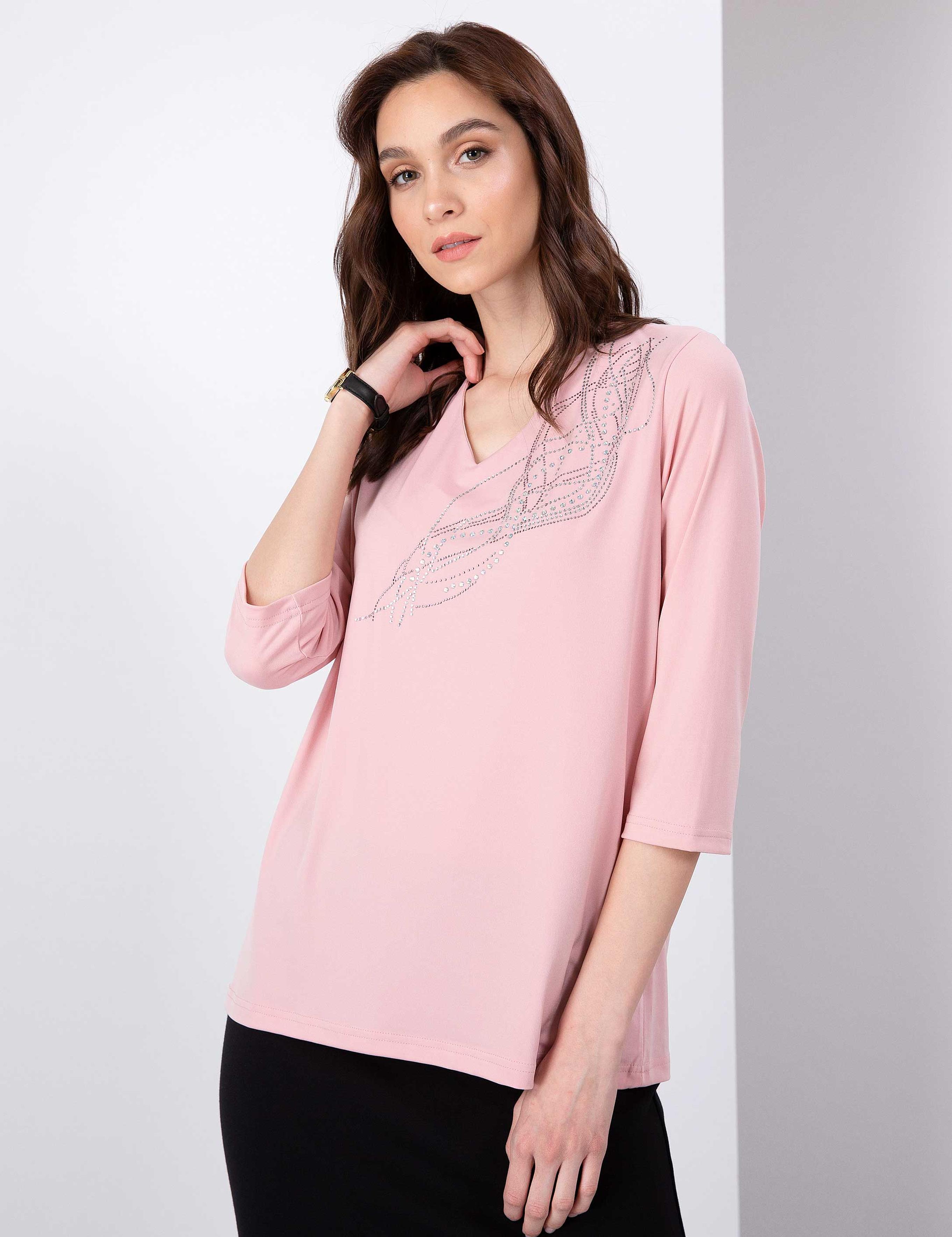 Pembe Bluz