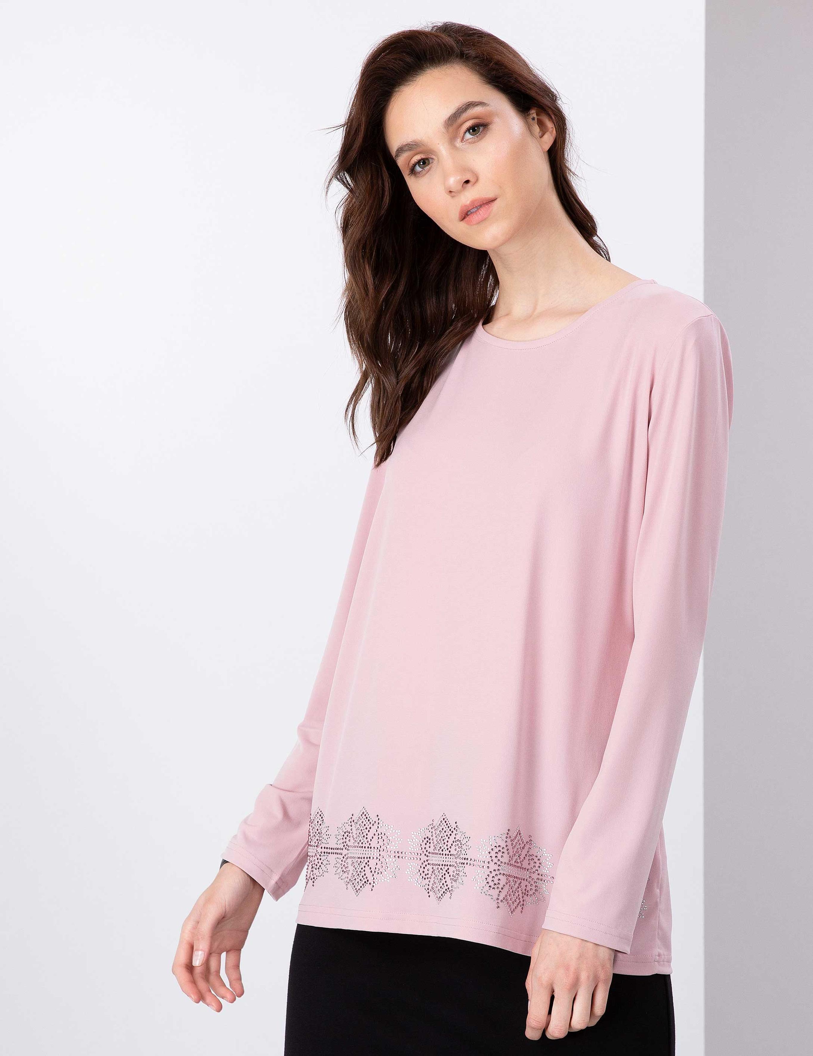 Pembe Bluz