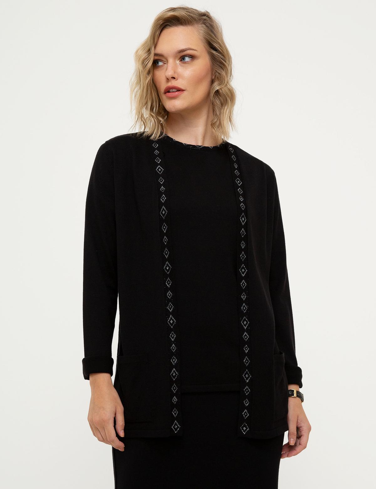 Siyah Regular Fit Kazak