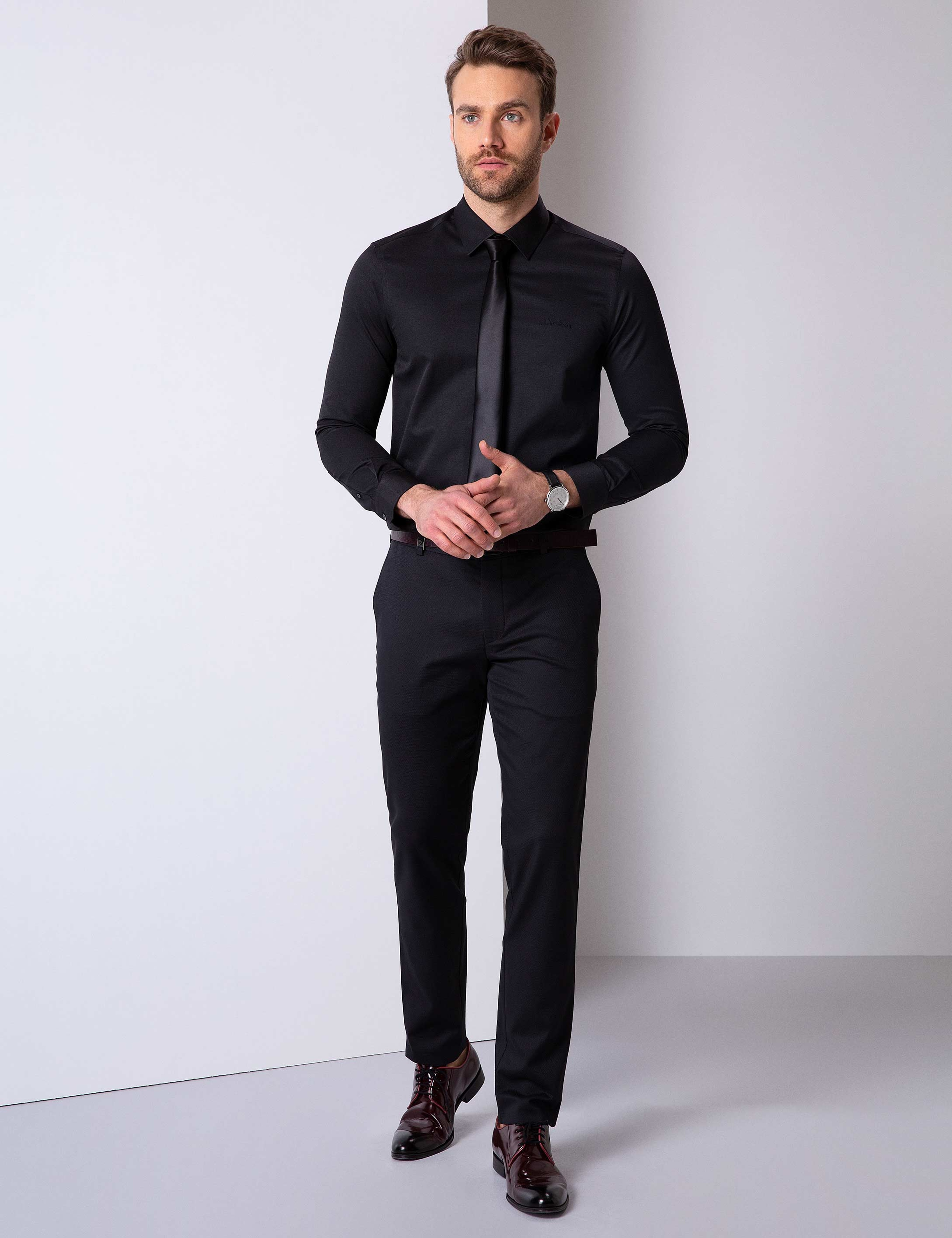 Siyah Slim Fit Uzun Kollu Basic Gömlek - Image 2