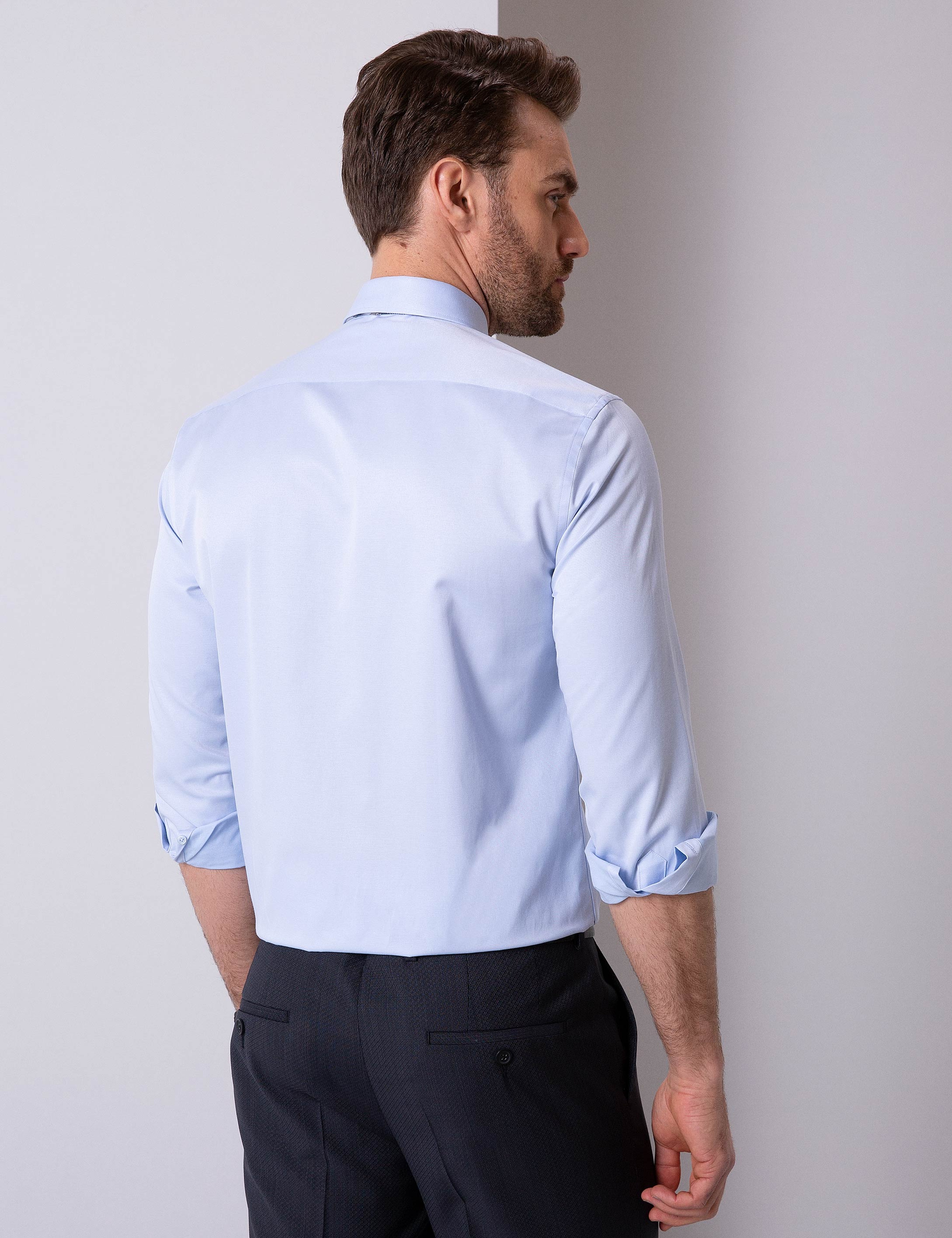 Açık Mavi Slim Fit Uzun Kollu Basic Gömlek - Image 3