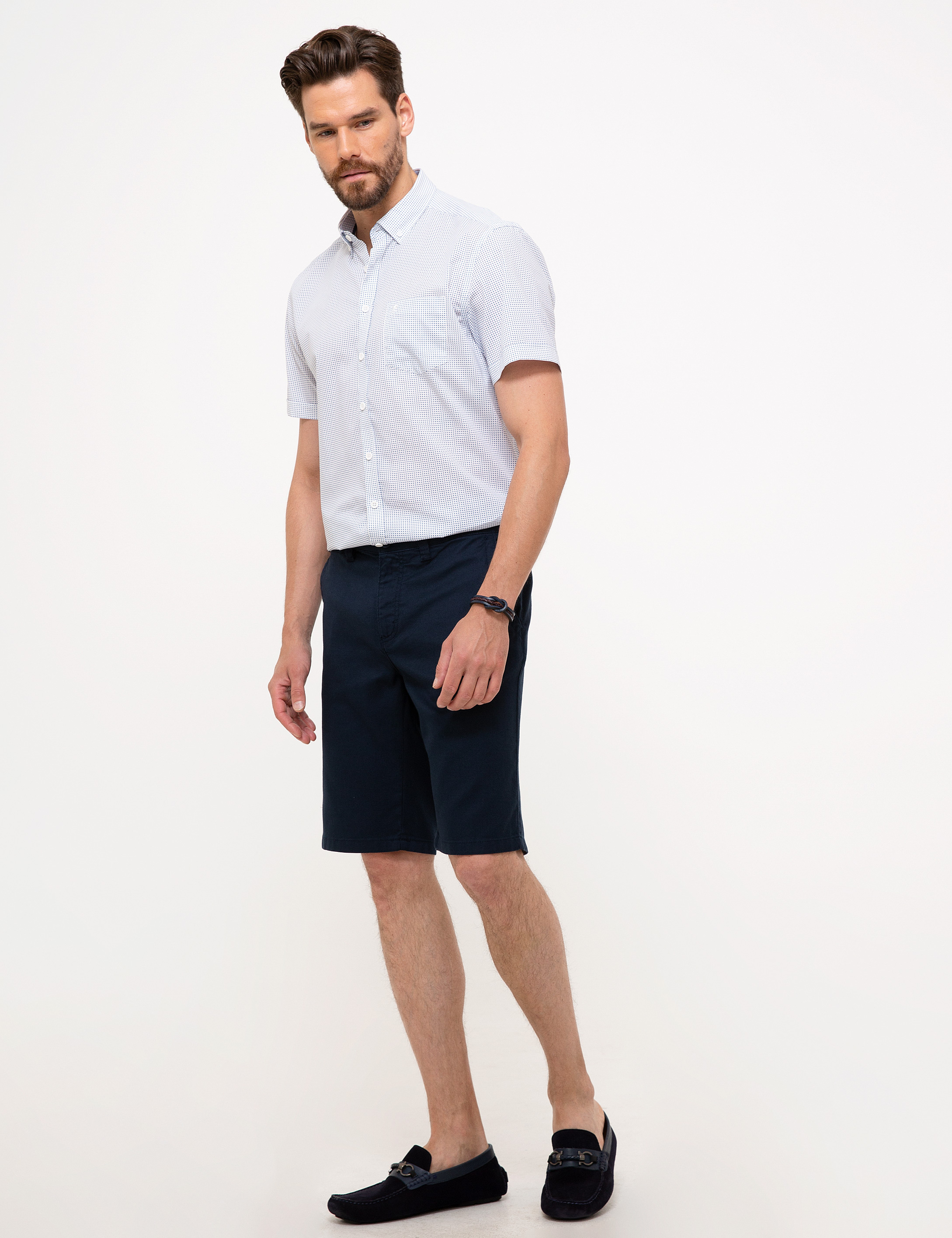 Lacivert Standart Fit Bermuda Şort - Image 2