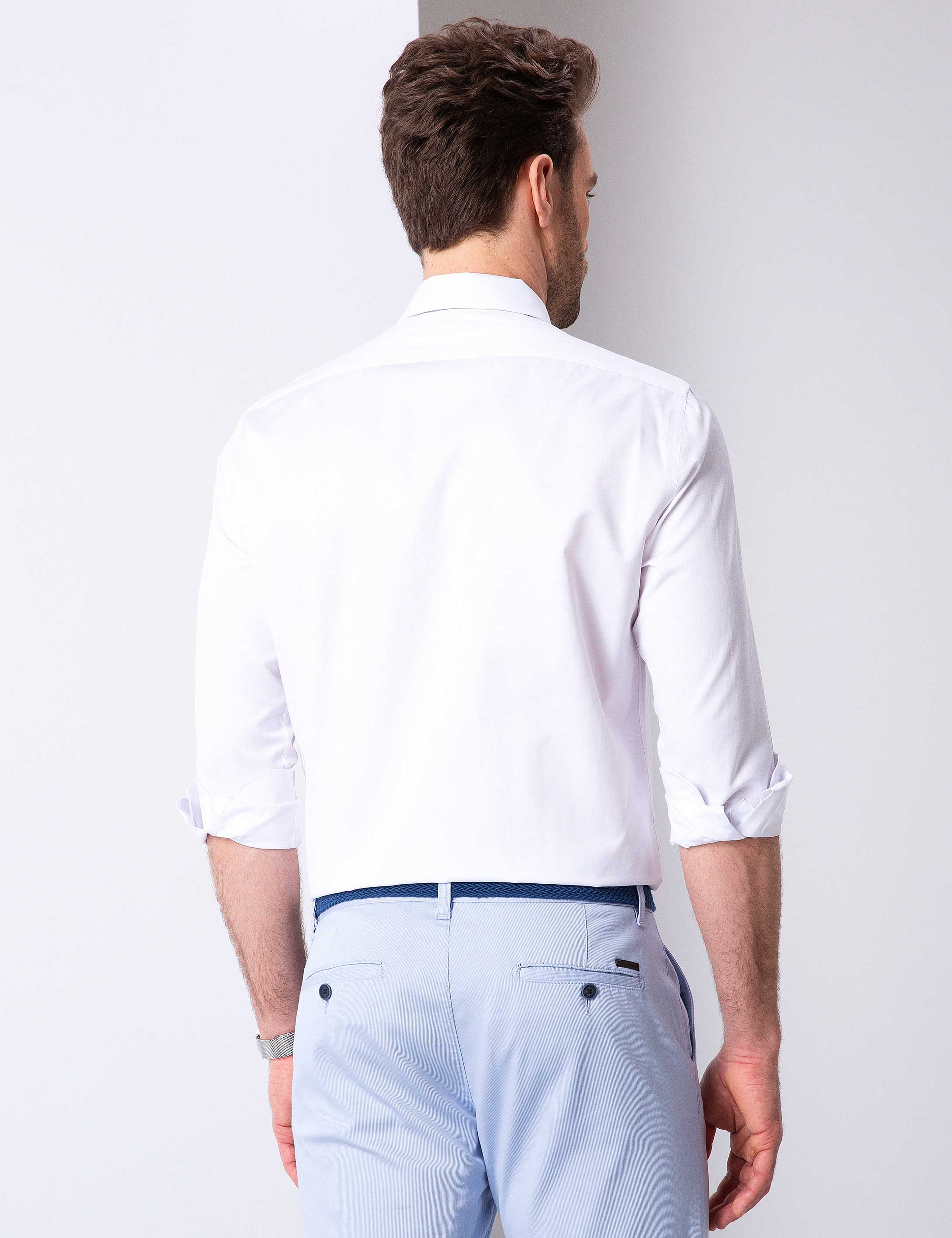 Beyaz Regular Fit Uzun Kollu Basic Gömlek - Image 4