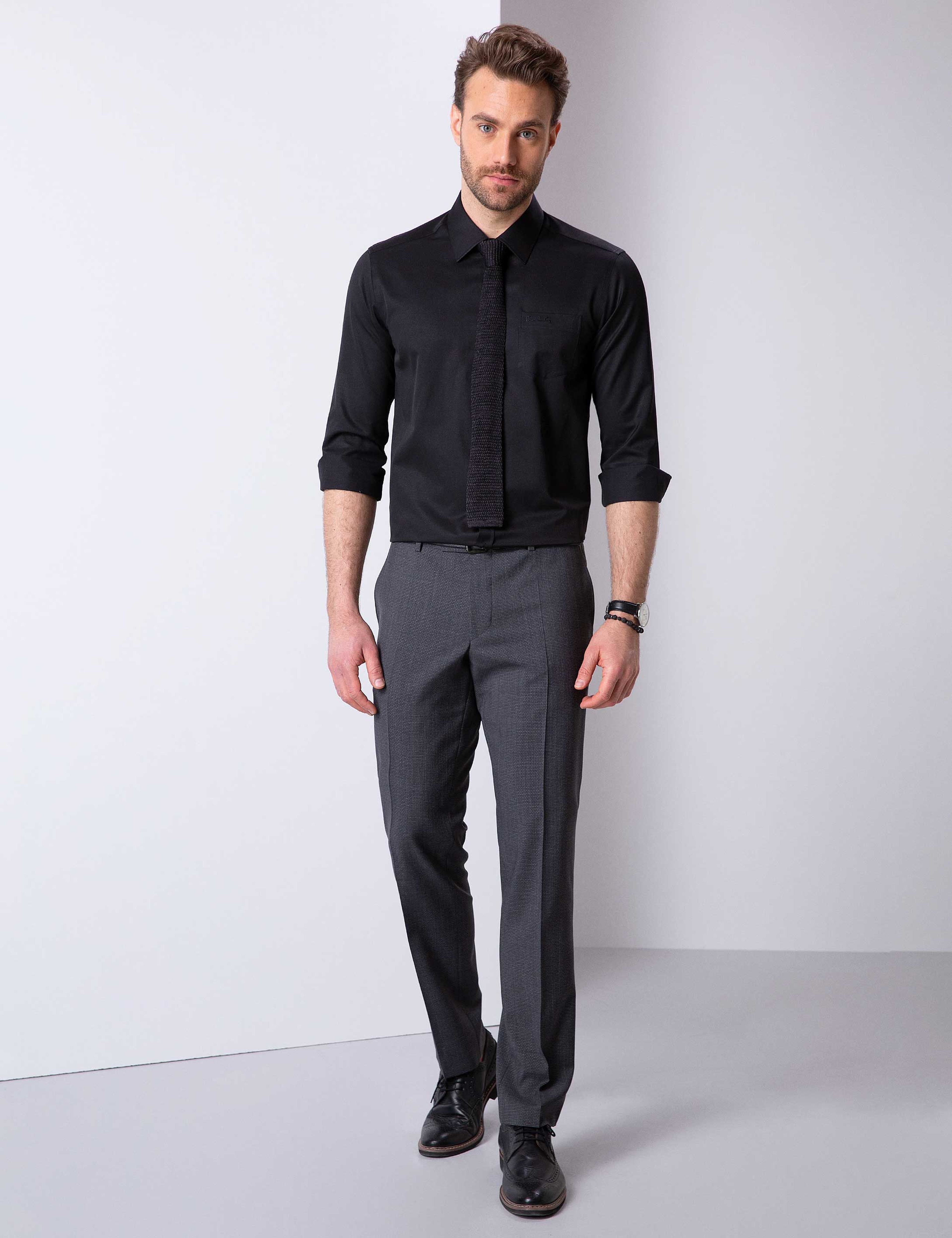 Siyah Regular Fit Uzun Kollu Basic Gömlek - Image 3