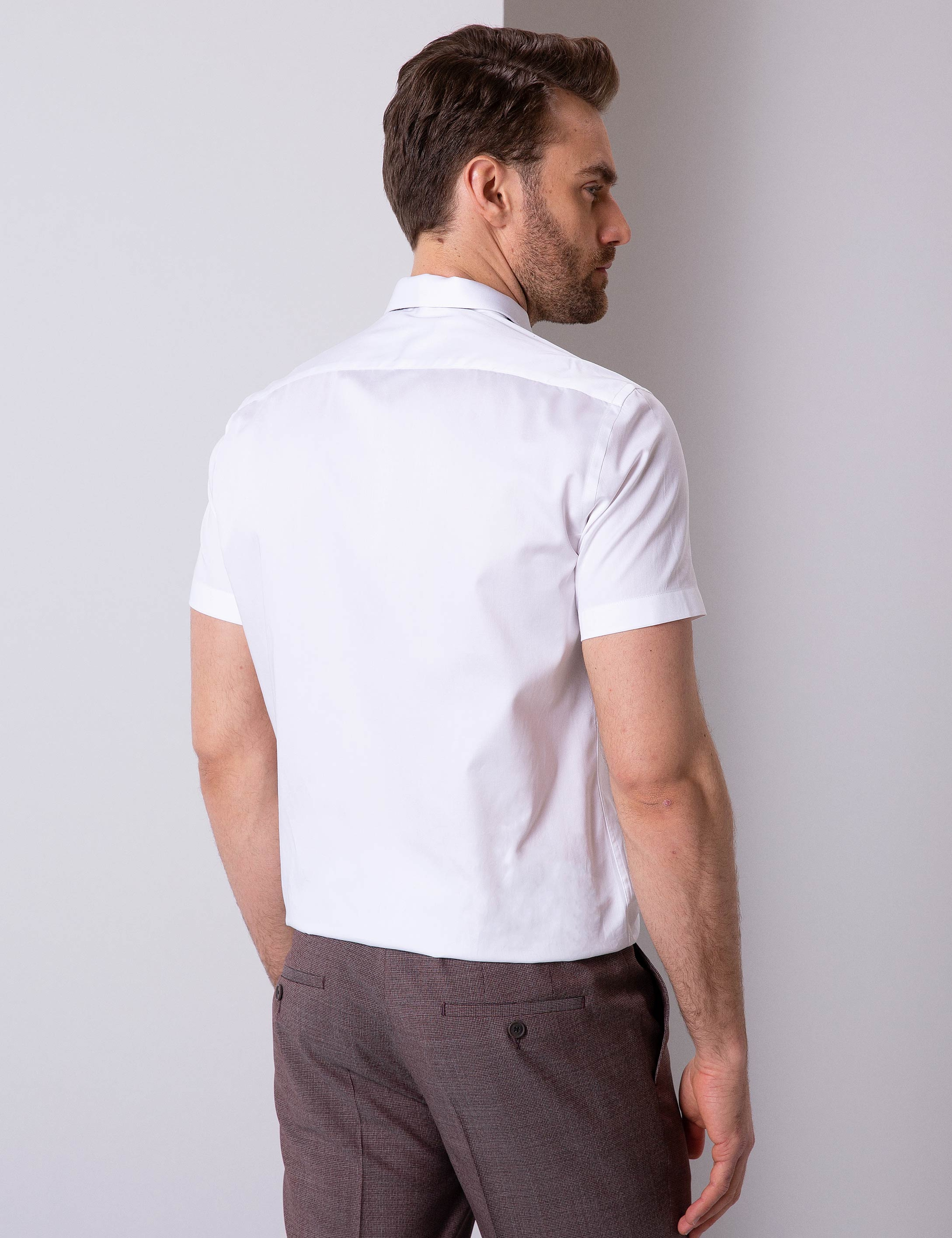 Beyaz Regular Fit Kısa Kollu Gömlek