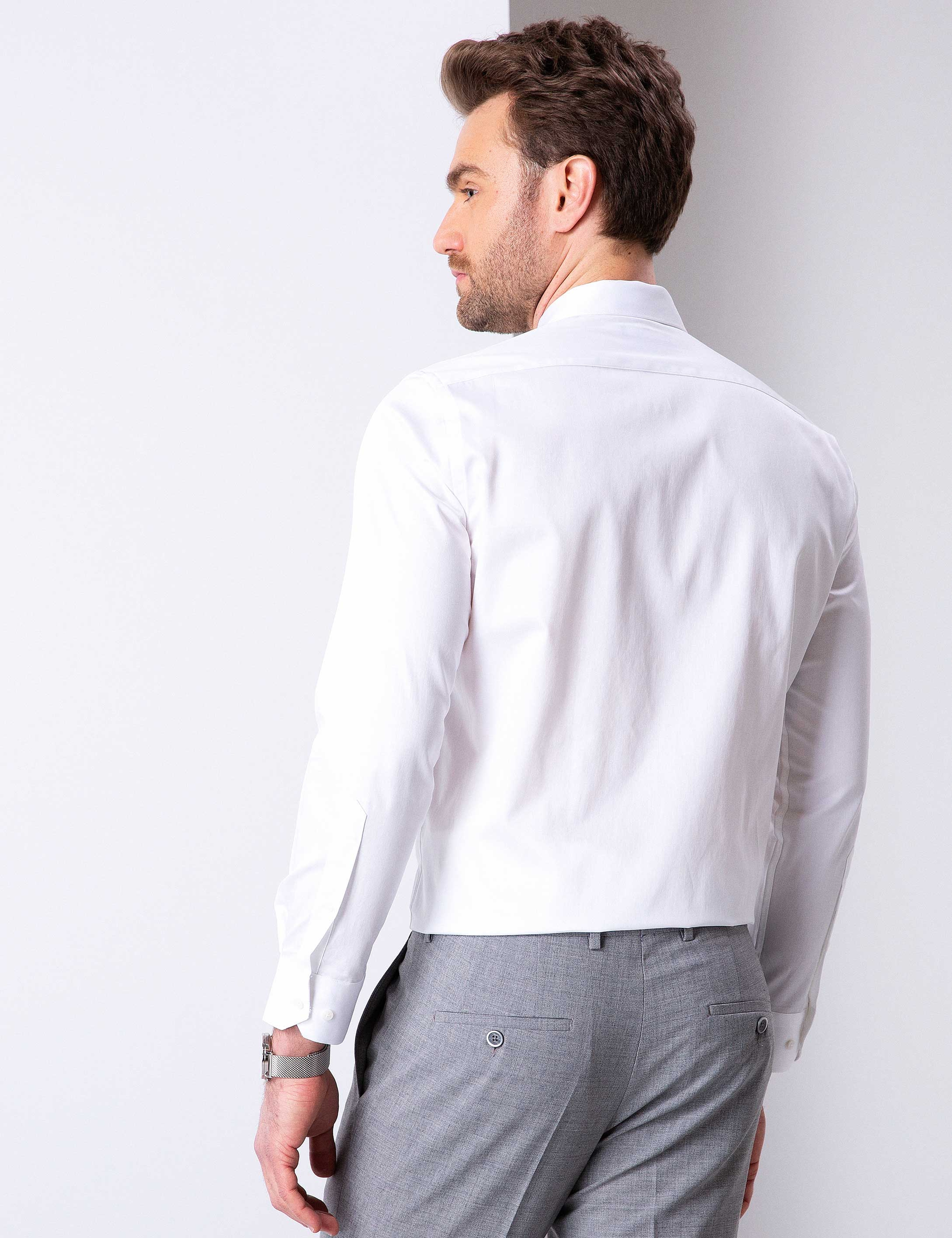 Beyaz Regular Fit Uzun Kollu Basic Gömlek - Image 4