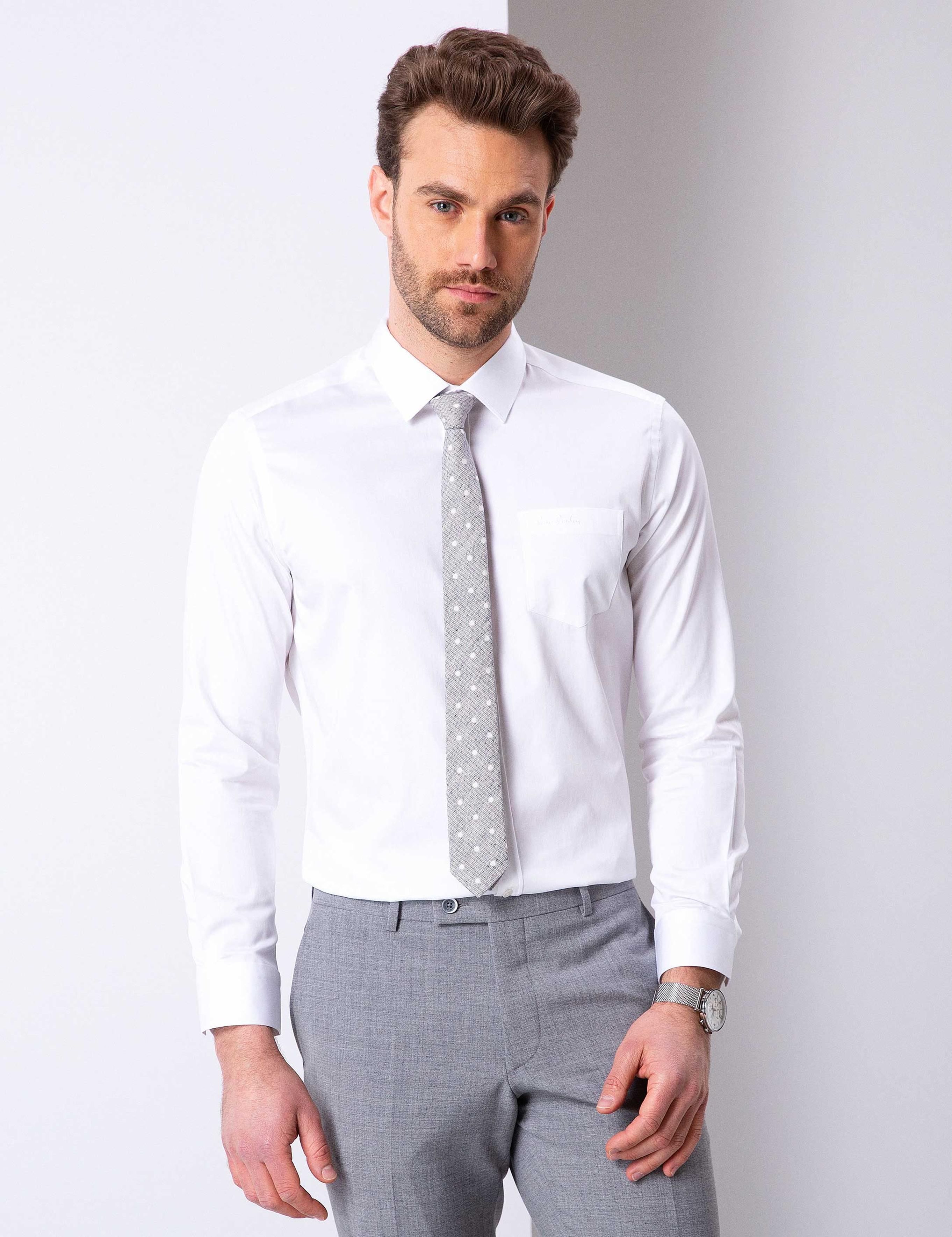 Beyaz Regular Fit Uzun Kollu Basic Gömlek