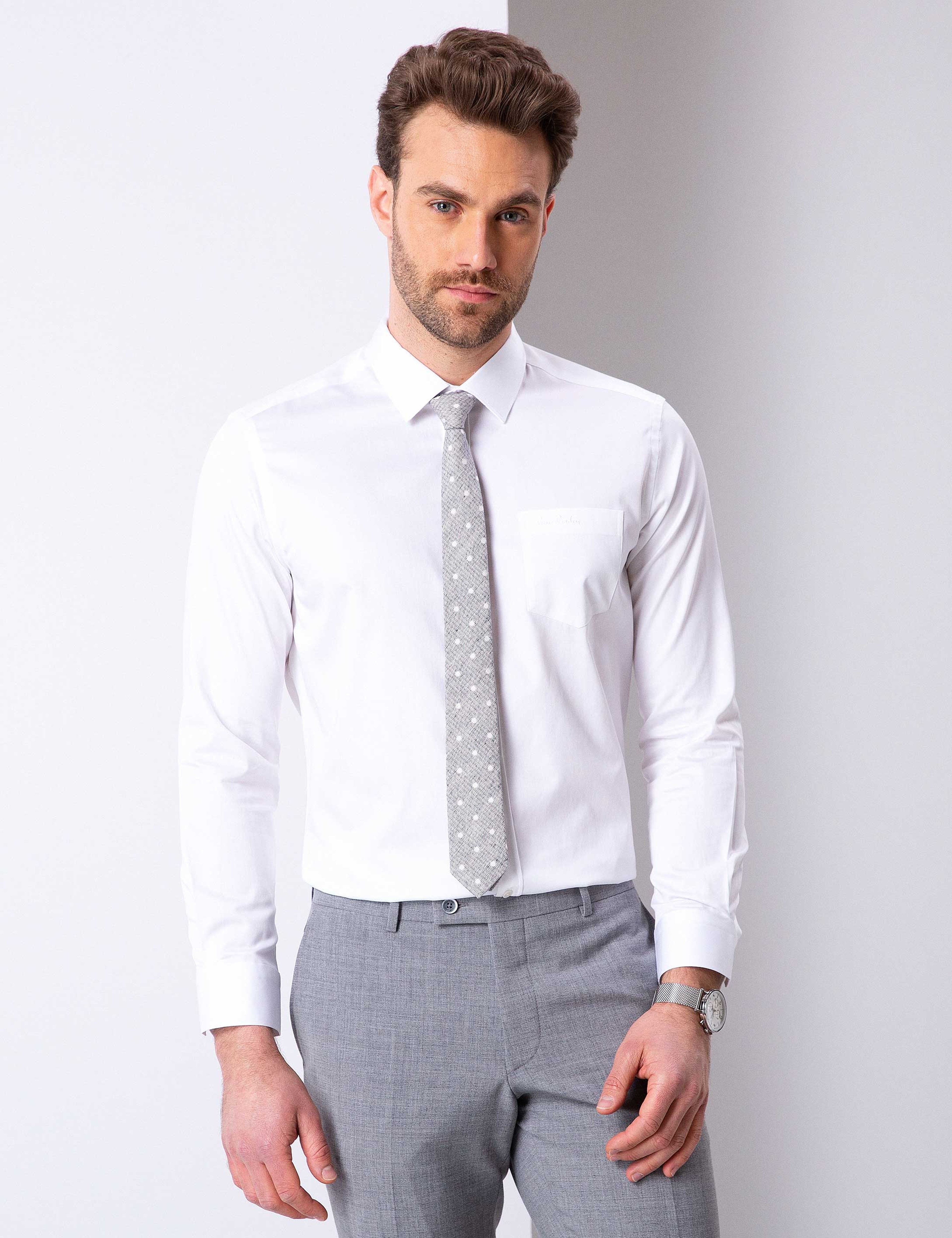 Beyaz Regular Fit Uzun Kollu Basic Gömlek - Image 1