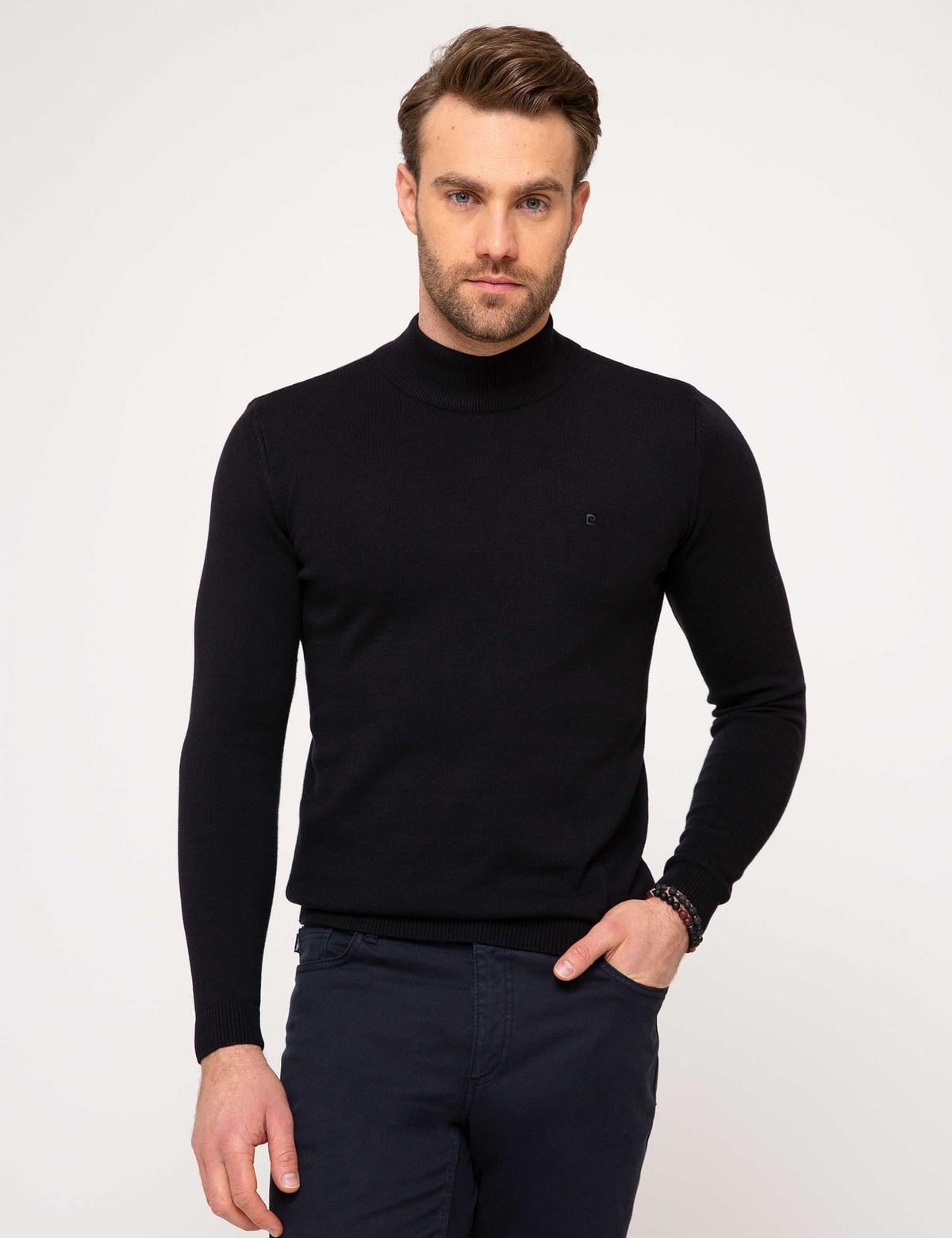 Siyah Slim Fit Yarım Balıkçı Yaka Triko Kazak