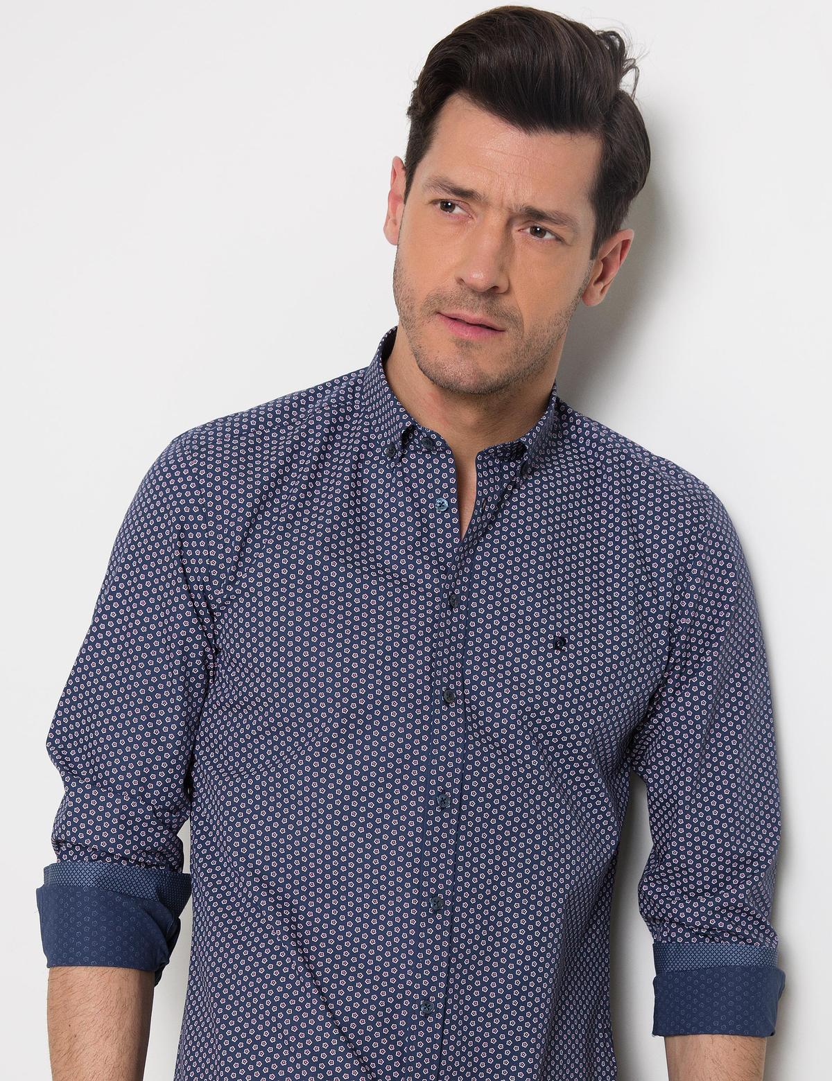 Kırmızı Detaylı Lacivert Slim Fit Gömlek