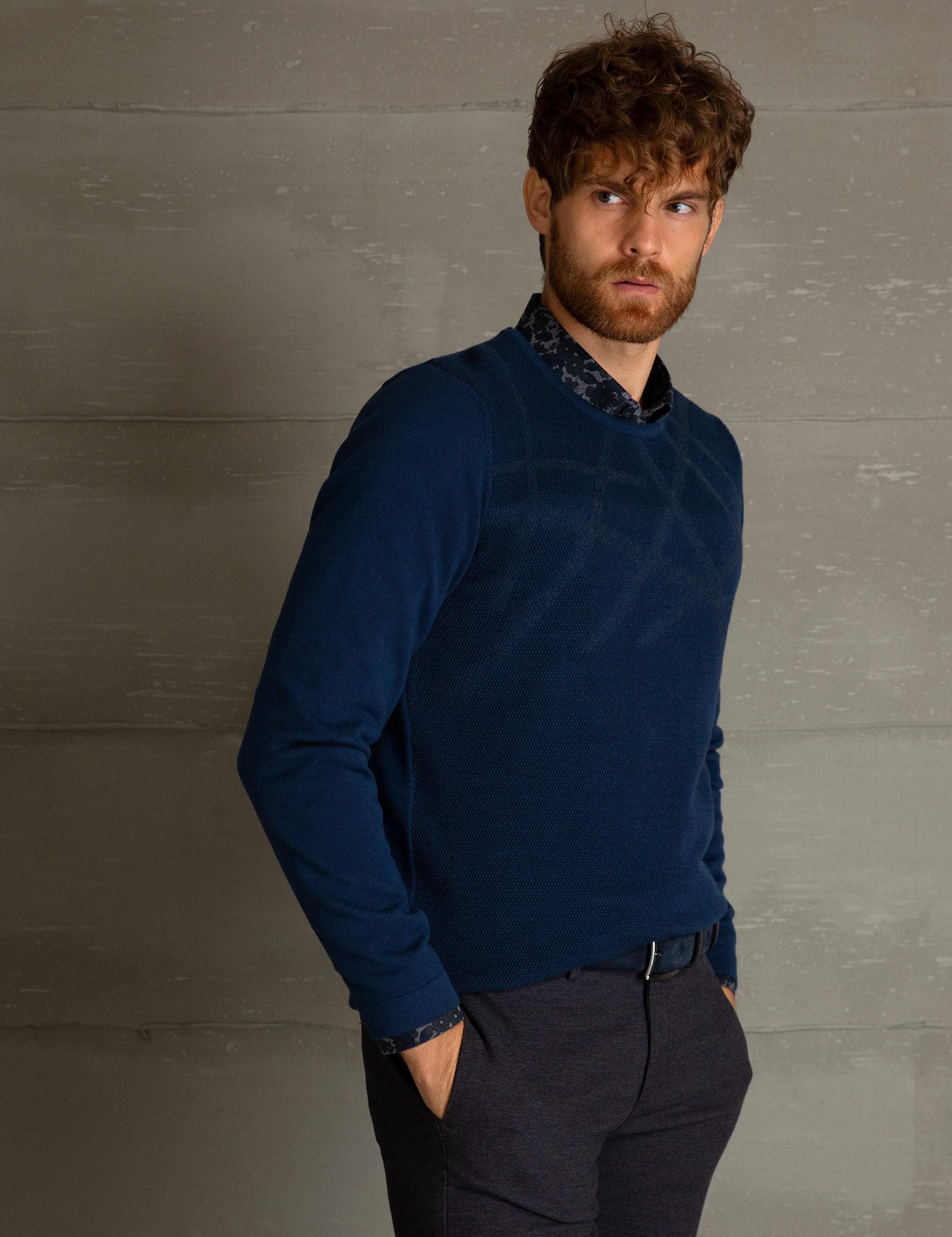 Lacivert Slim Fit Kazak