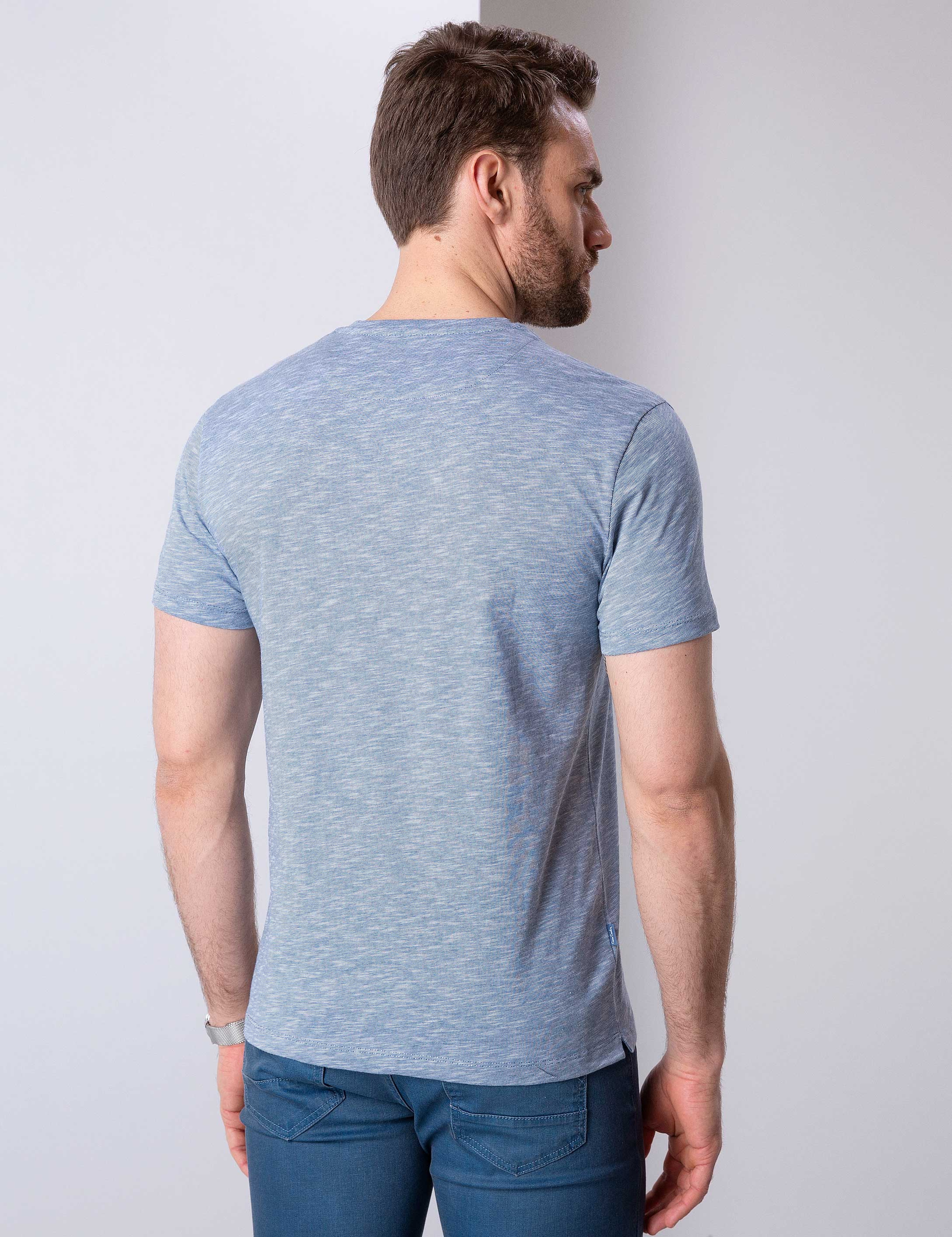 Mavi Slim Fit V Yaka Tişört - Image 3