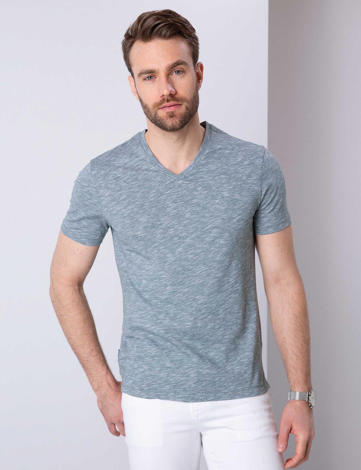 Koyu Yeşil Slim Fit V Yaka Tişört