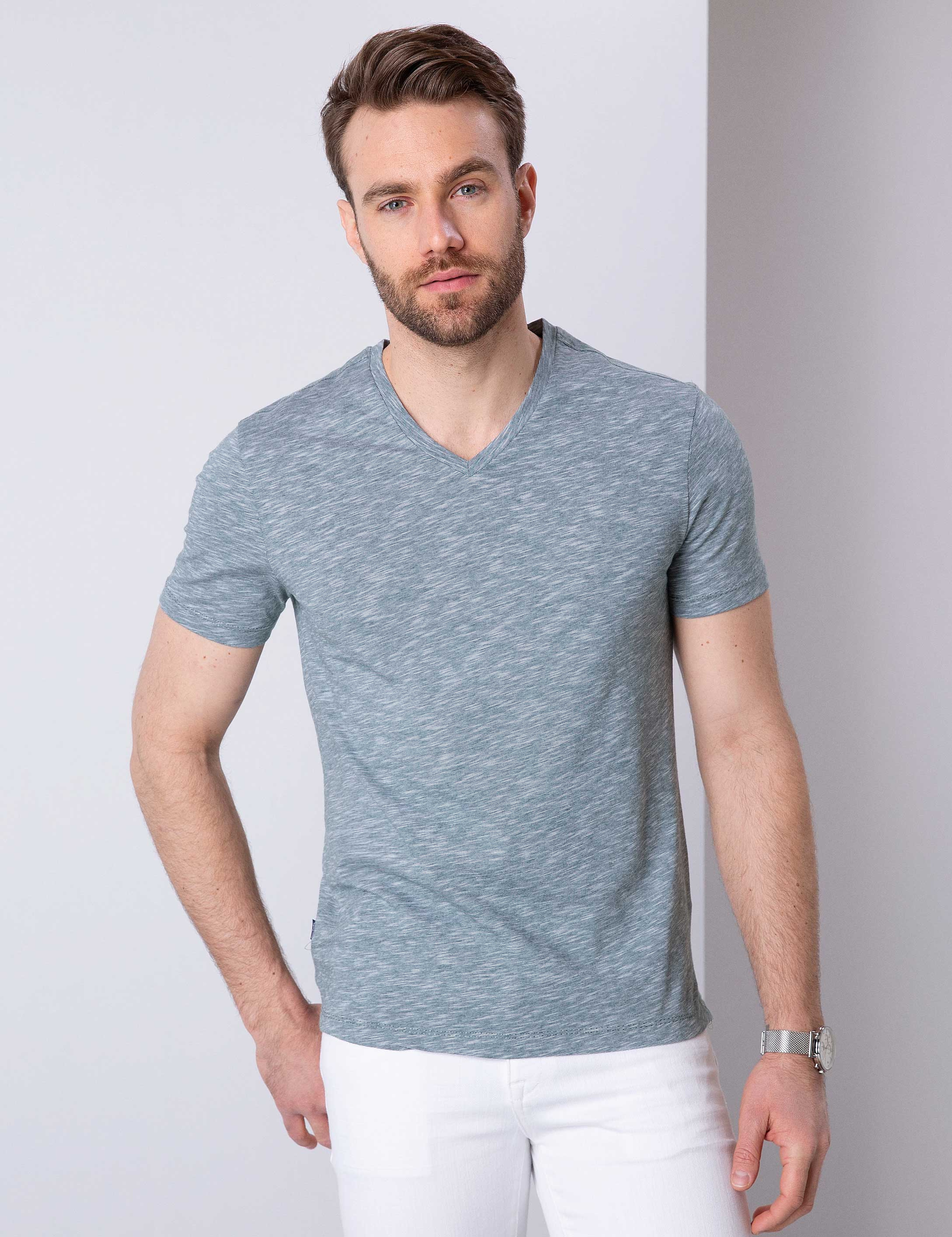 Koyu Yeşil Slim Fit V Yaka Tişört