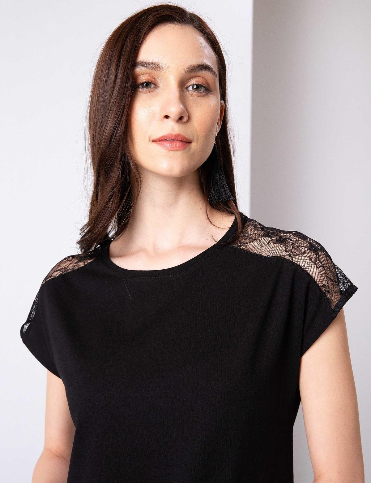 Siyah Tişört - 50200726001