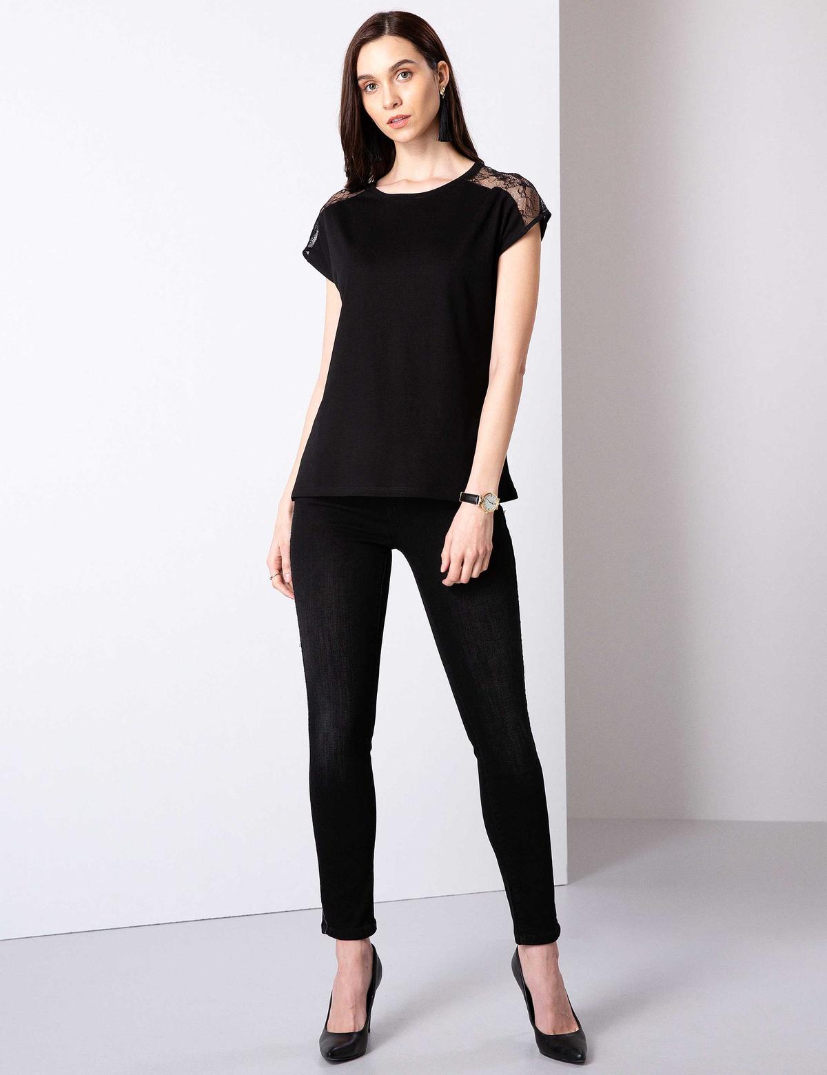 Siyah Tişört - 50200726001