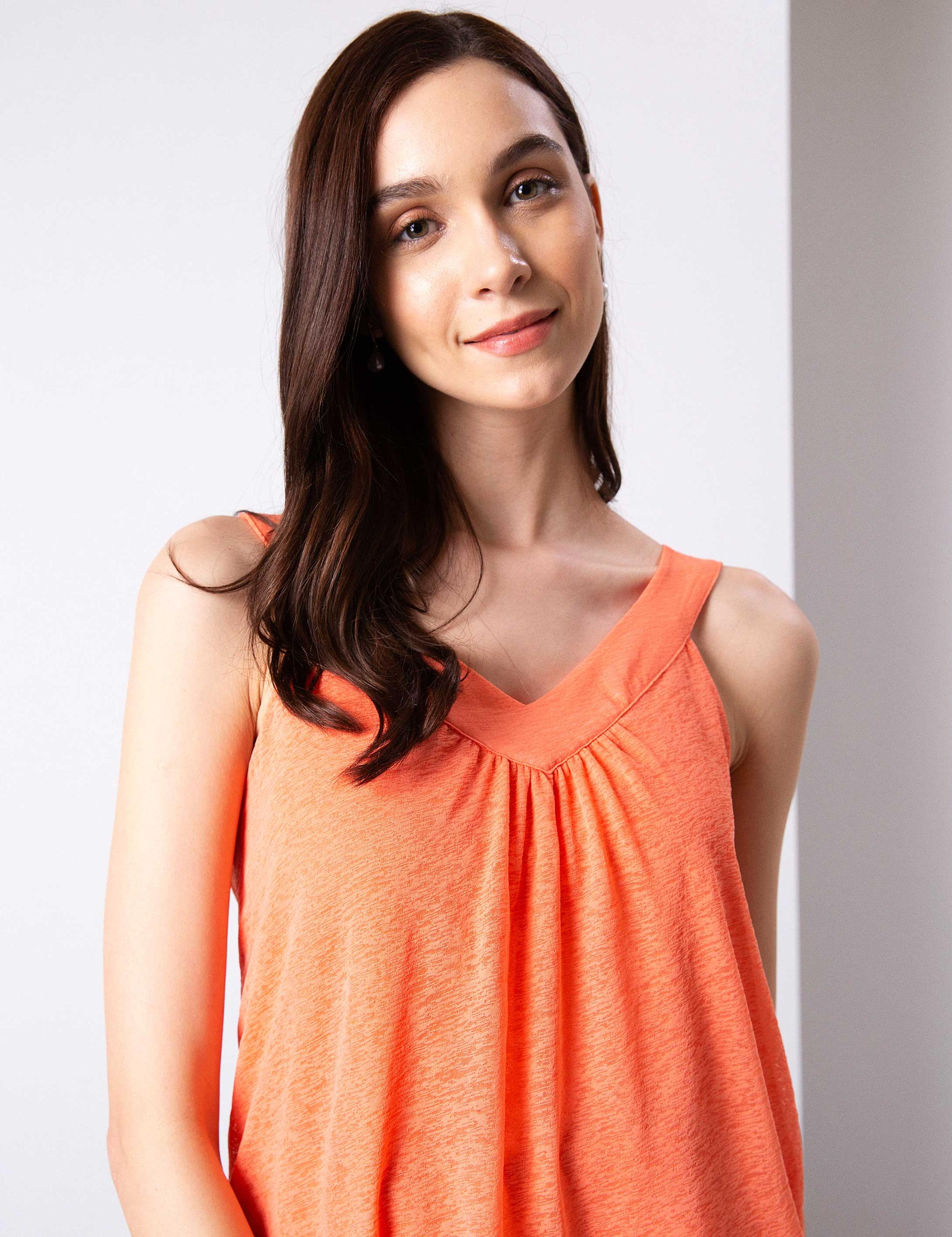 Nar Çiçeği Kolsuz Tişört