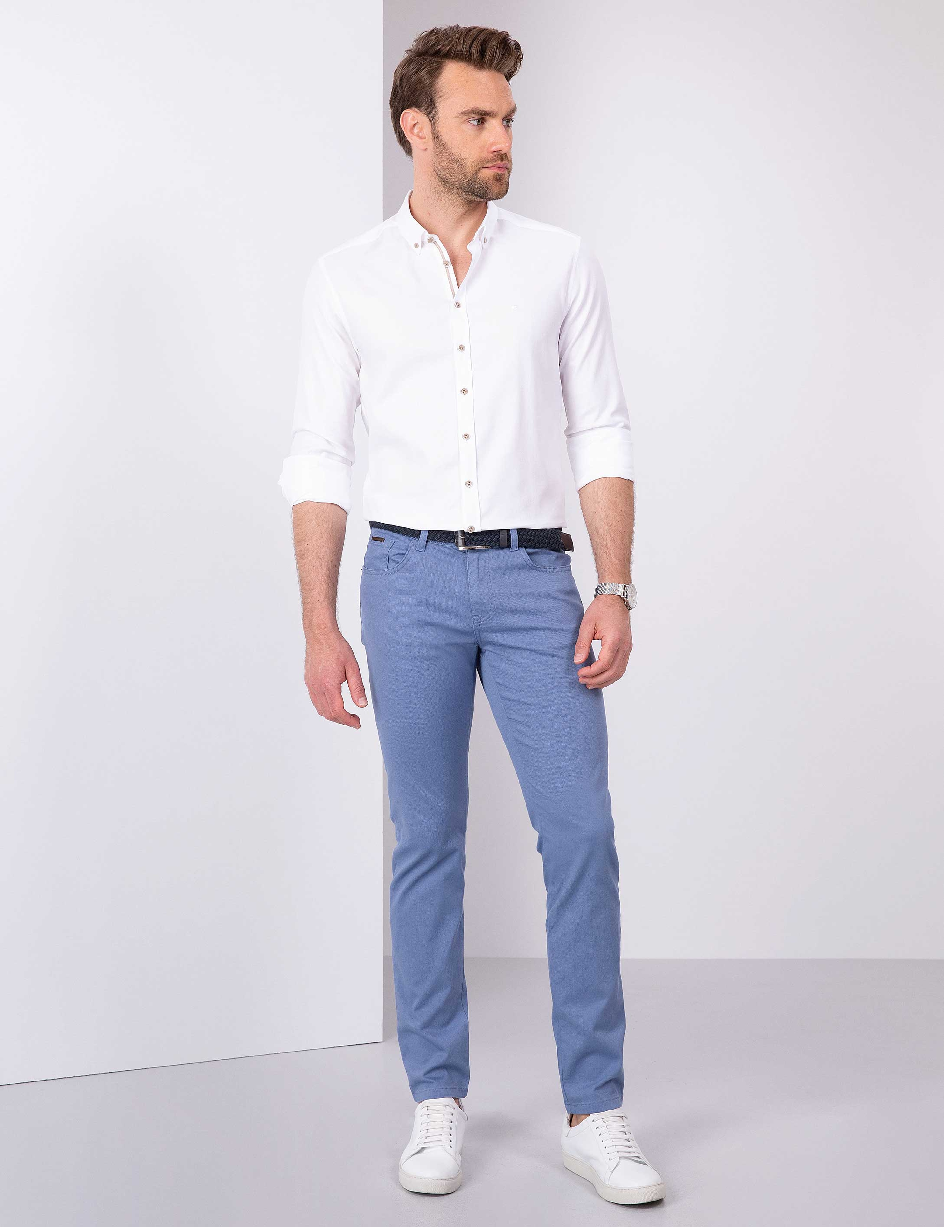 Mavi Slim Fit Kanvas Pantolon