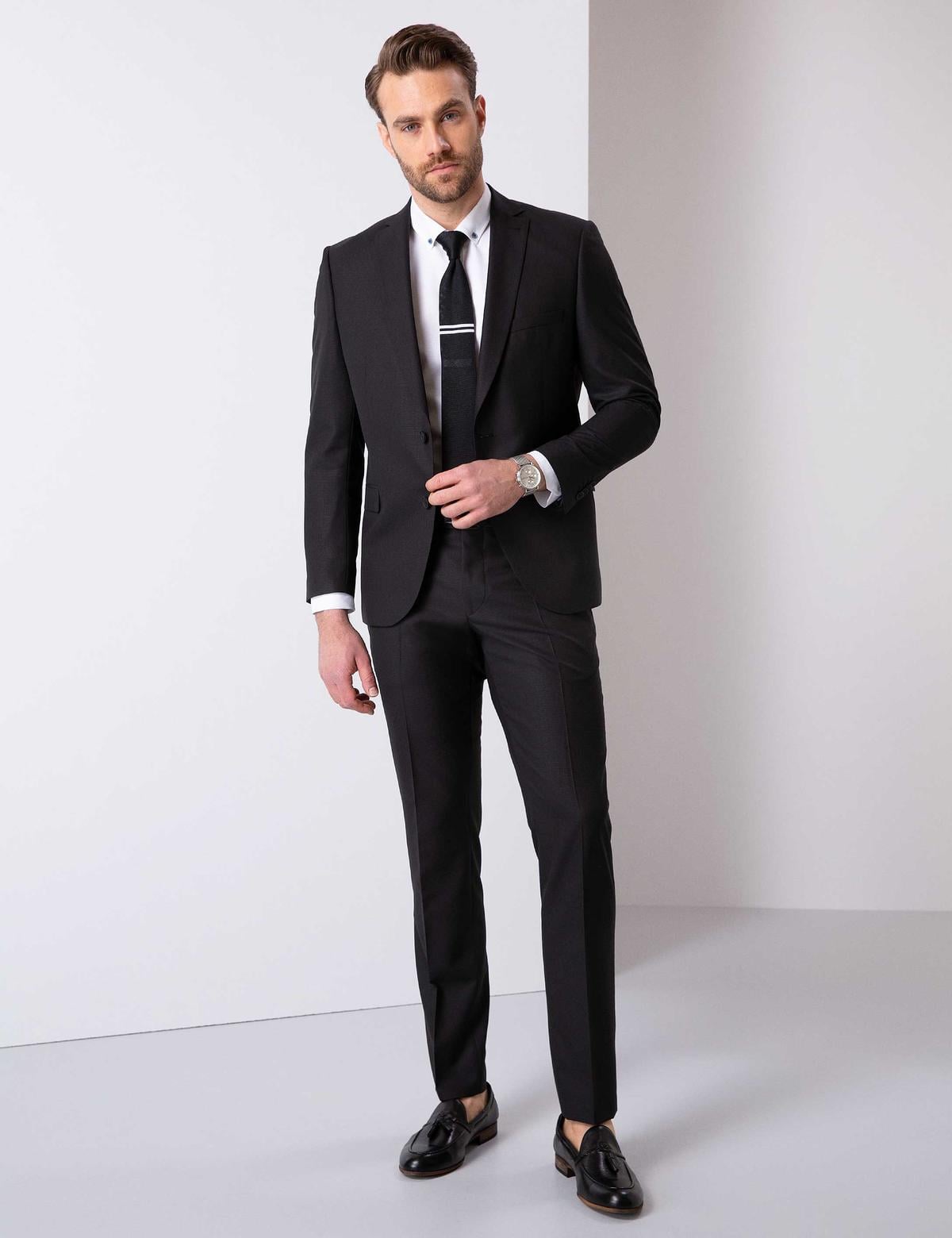 Siyah Slim Fit Takım Elbise