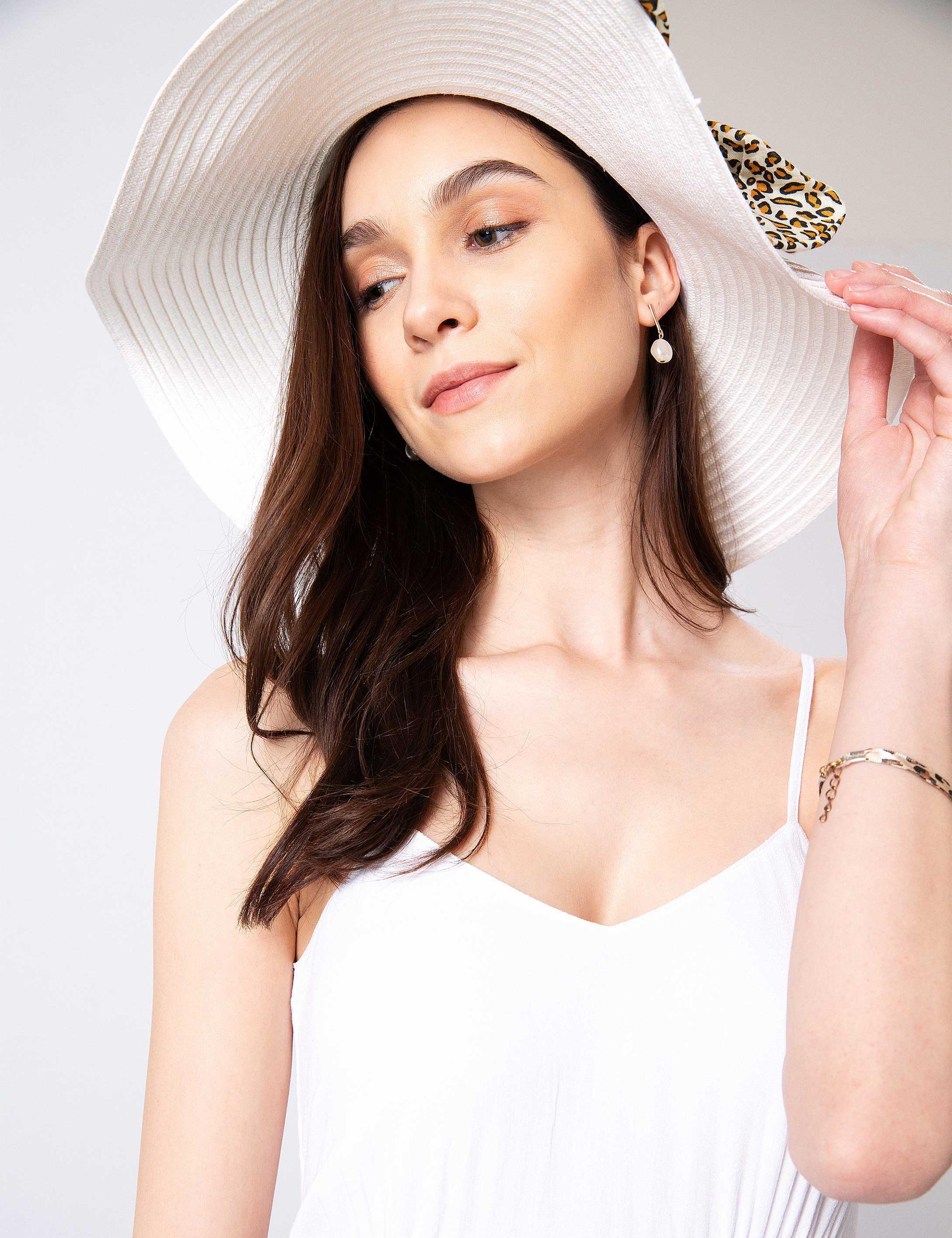 Beyaz Rahat Kesim Dokuma Elbise