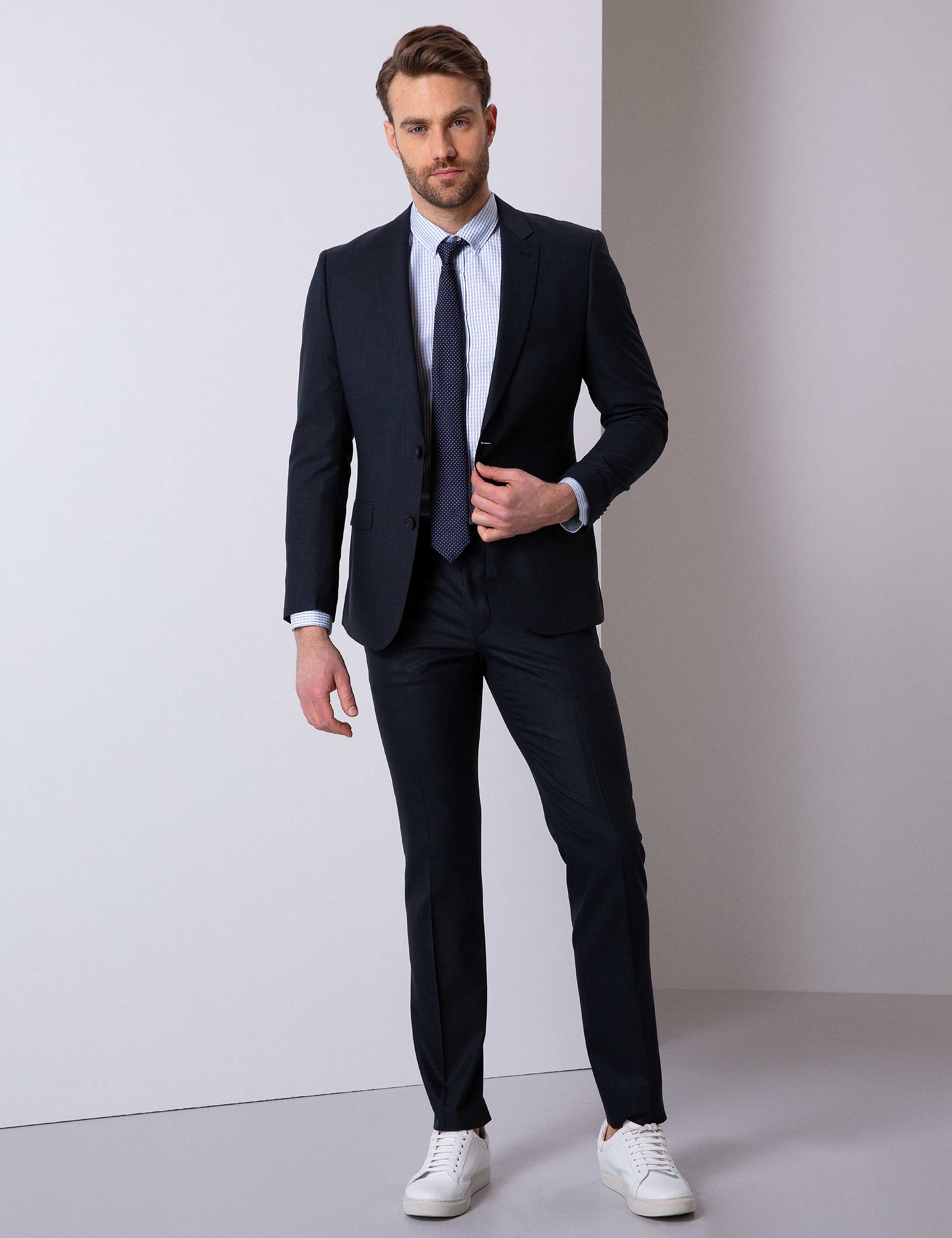 Siyah Slim Fit Takım Elbise - Image 1