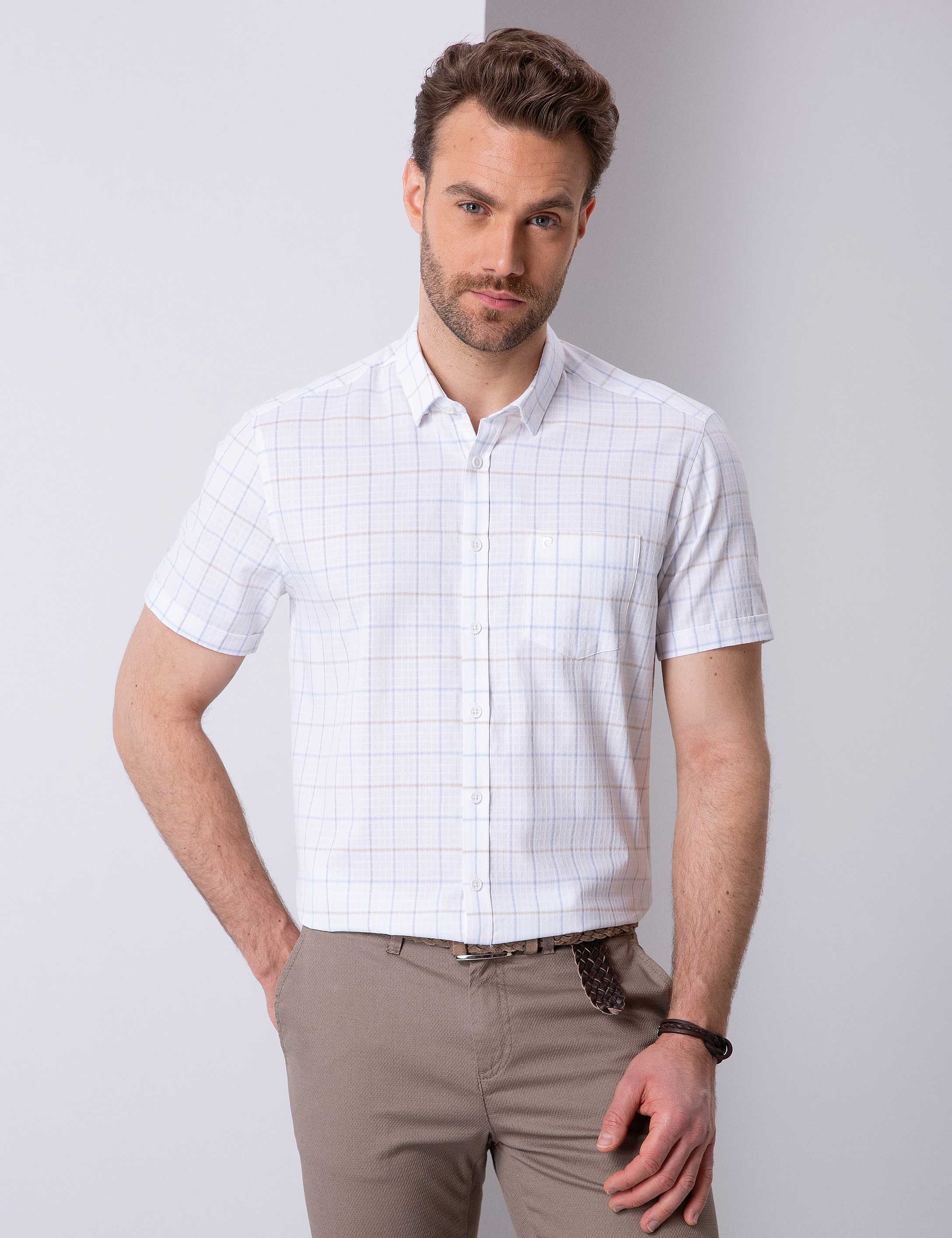 Beyaz Regular Fit Kısa Kollu Gömlek