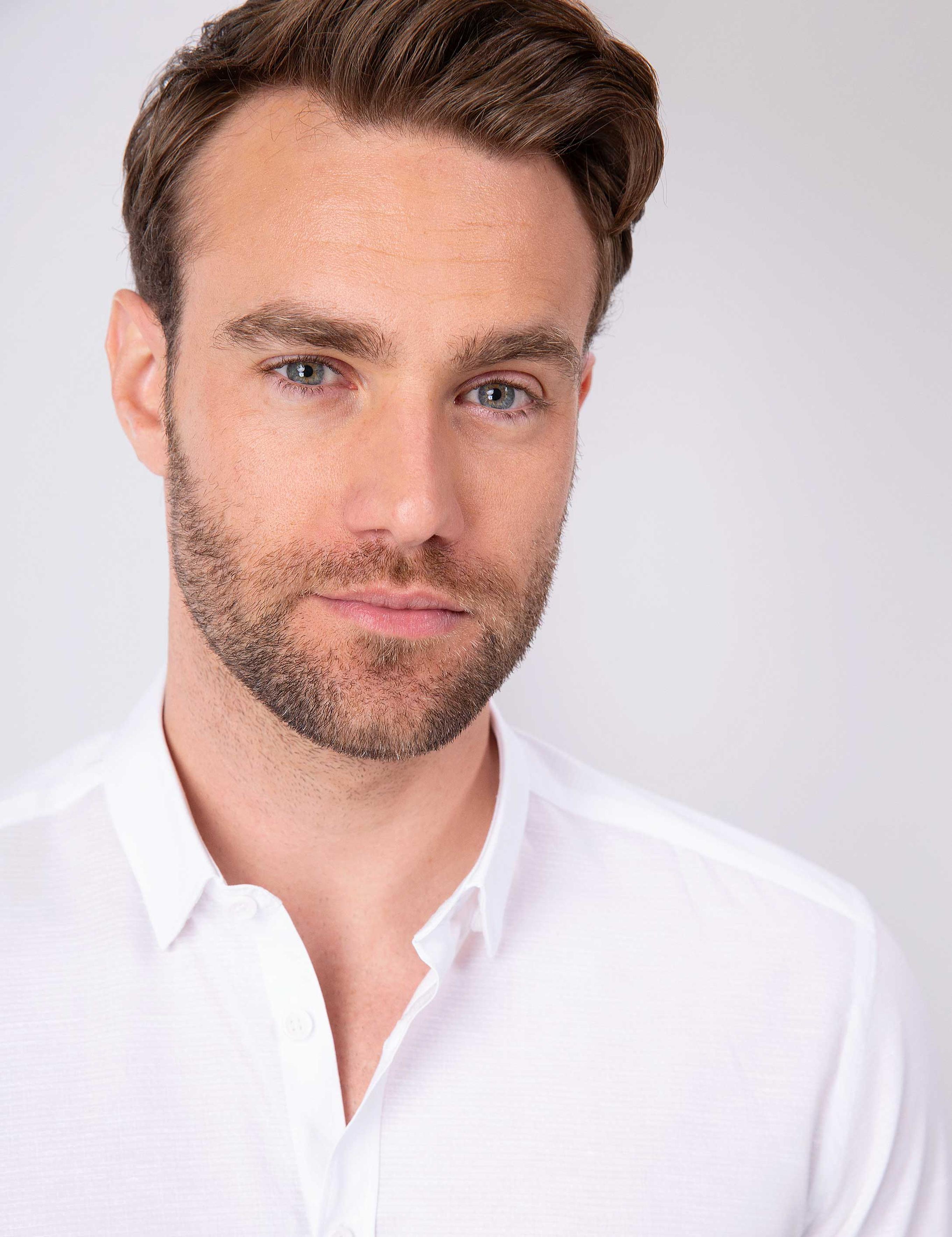 Beyaz Slim Fit Keten Karışımlı Gömlek