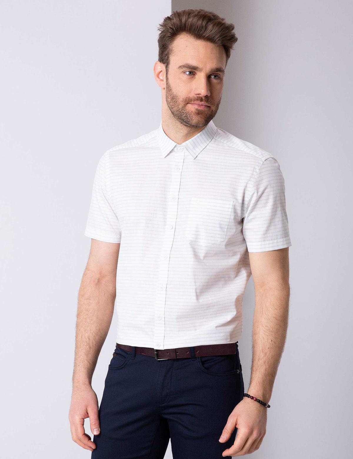 Beyaz Regular Fit Kısa Kollu Gömlek - 50203449005