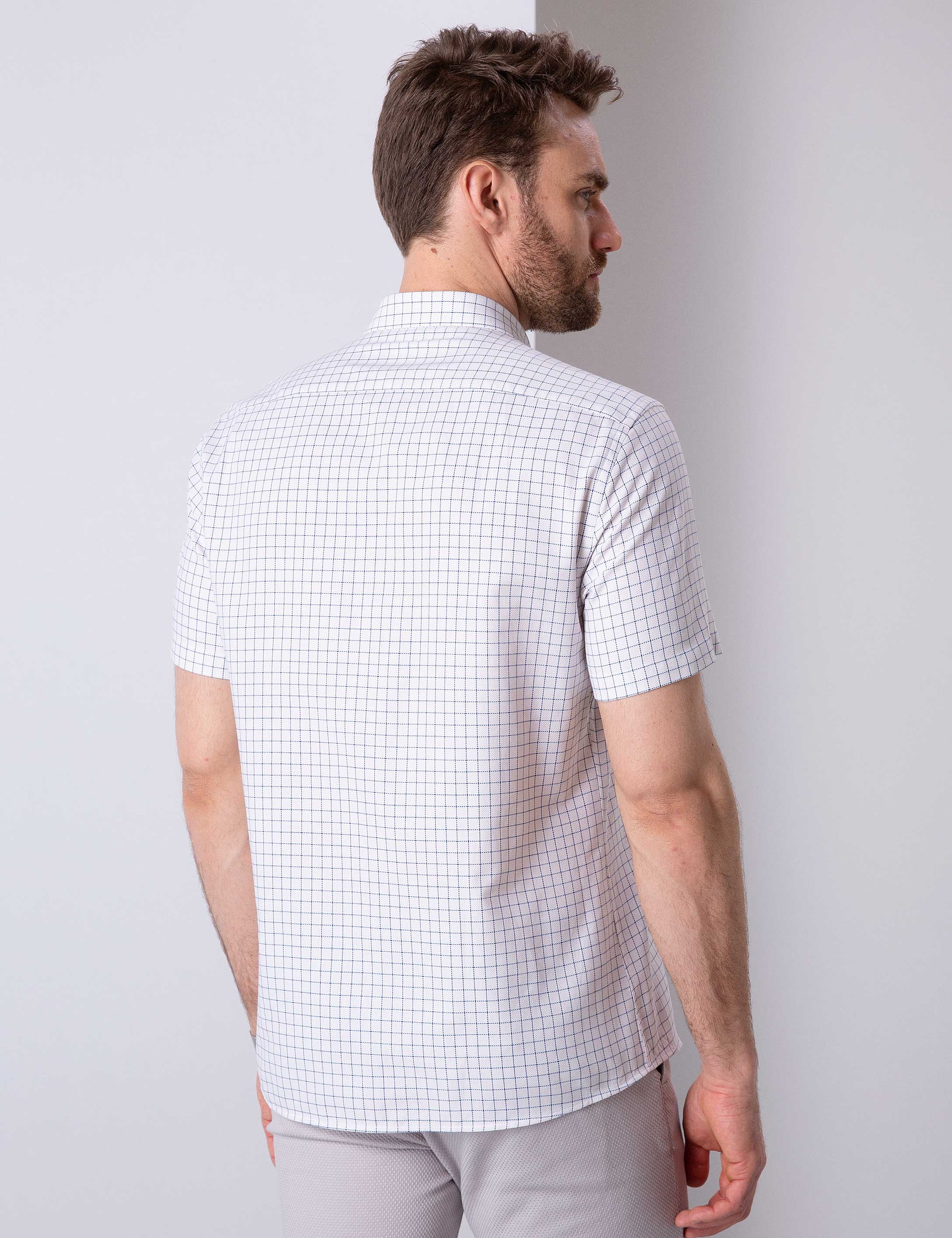 Beyaz Regular Fit Kısa Kollu Gömlek - Image 3