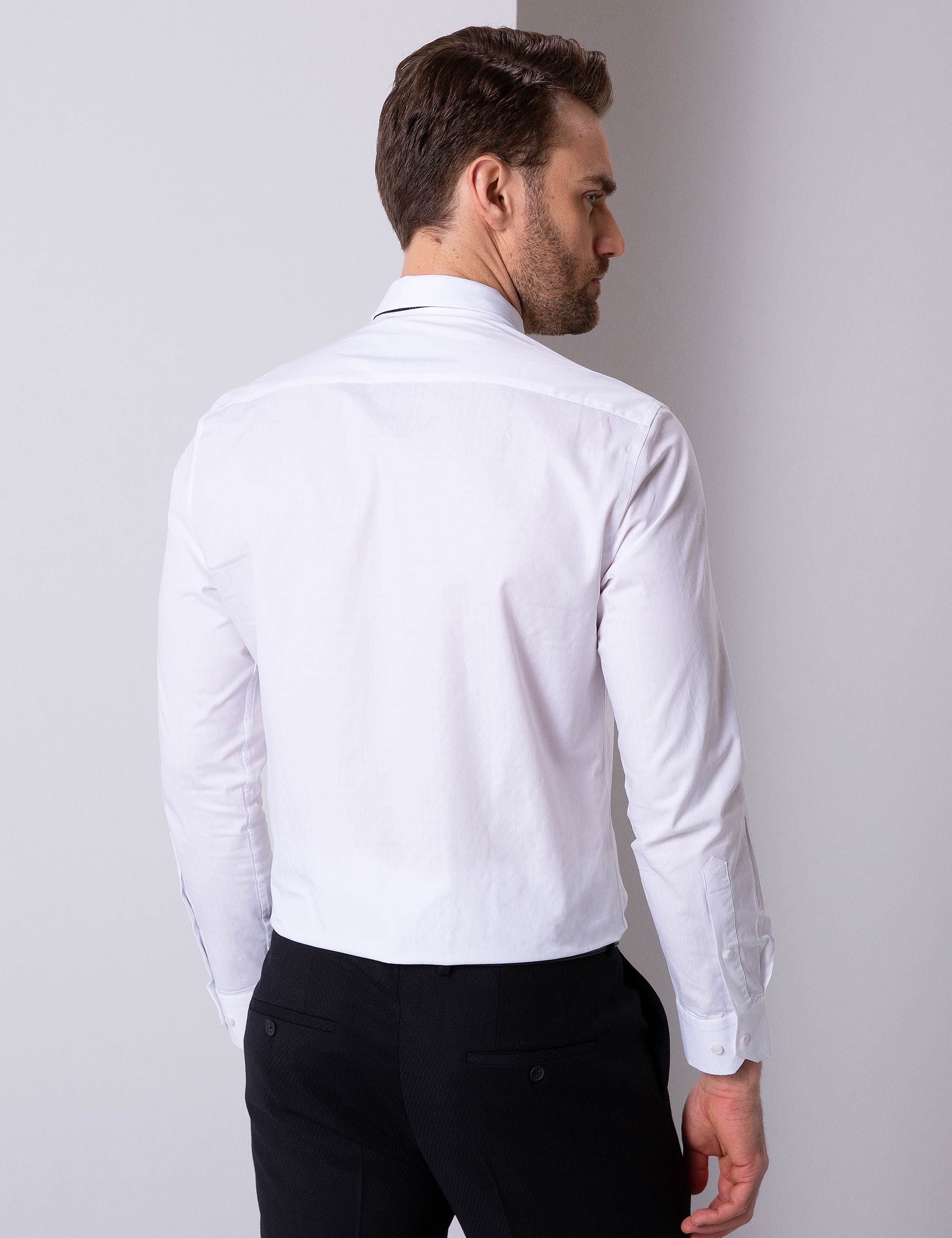 Beyaz Slim Fit Gömlek