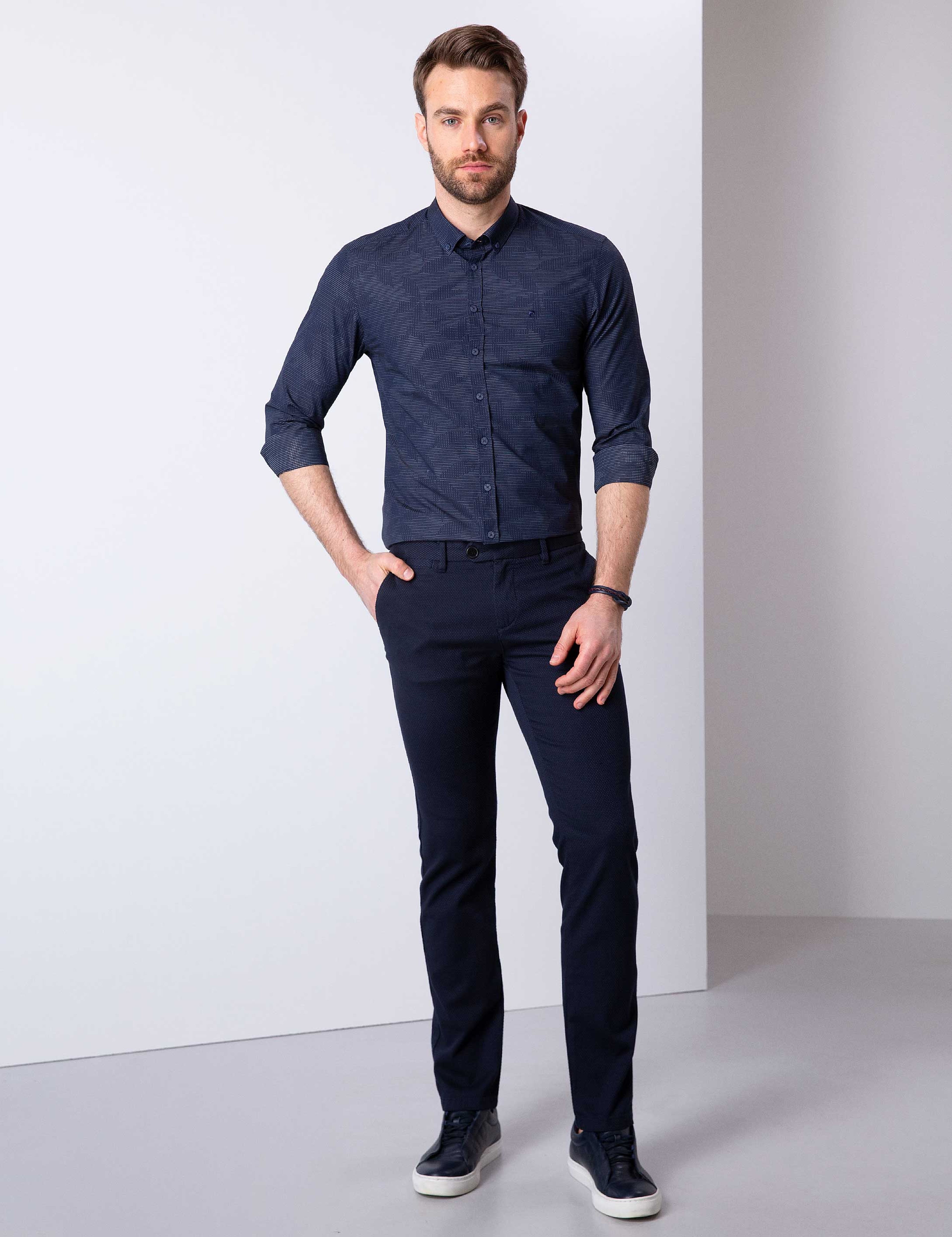 Lacivert Slim Fit Gömlek - Image 2