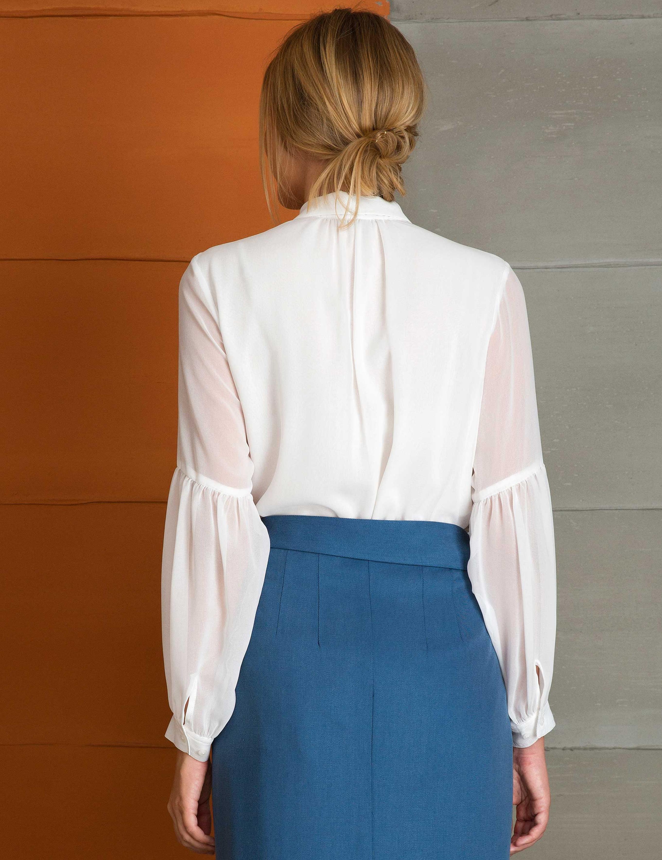 Ekru Comfort Fit Uzun Kollu Gömlek