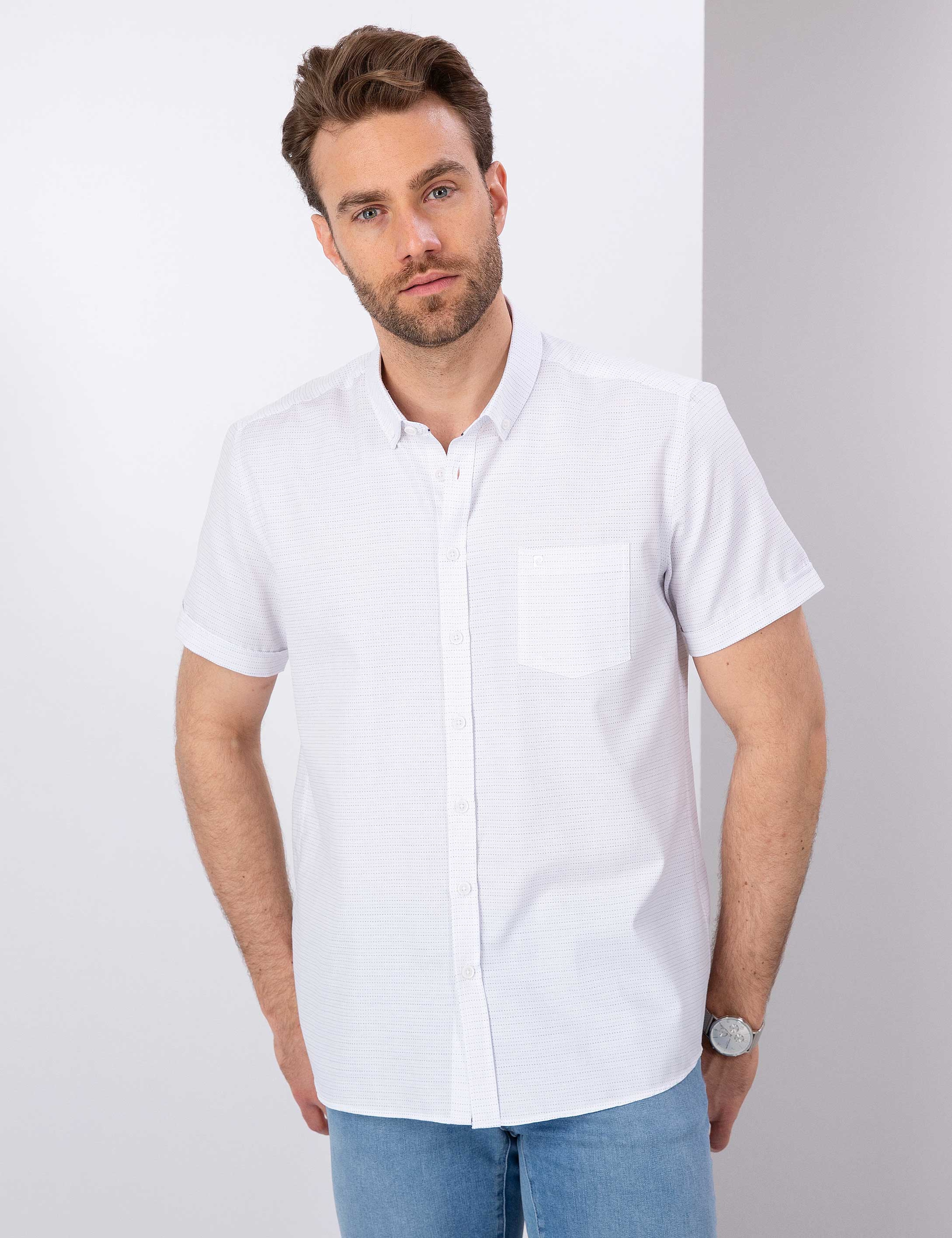 Beyaz Regular Fit Kısa Kollu Gömlek - Image 2