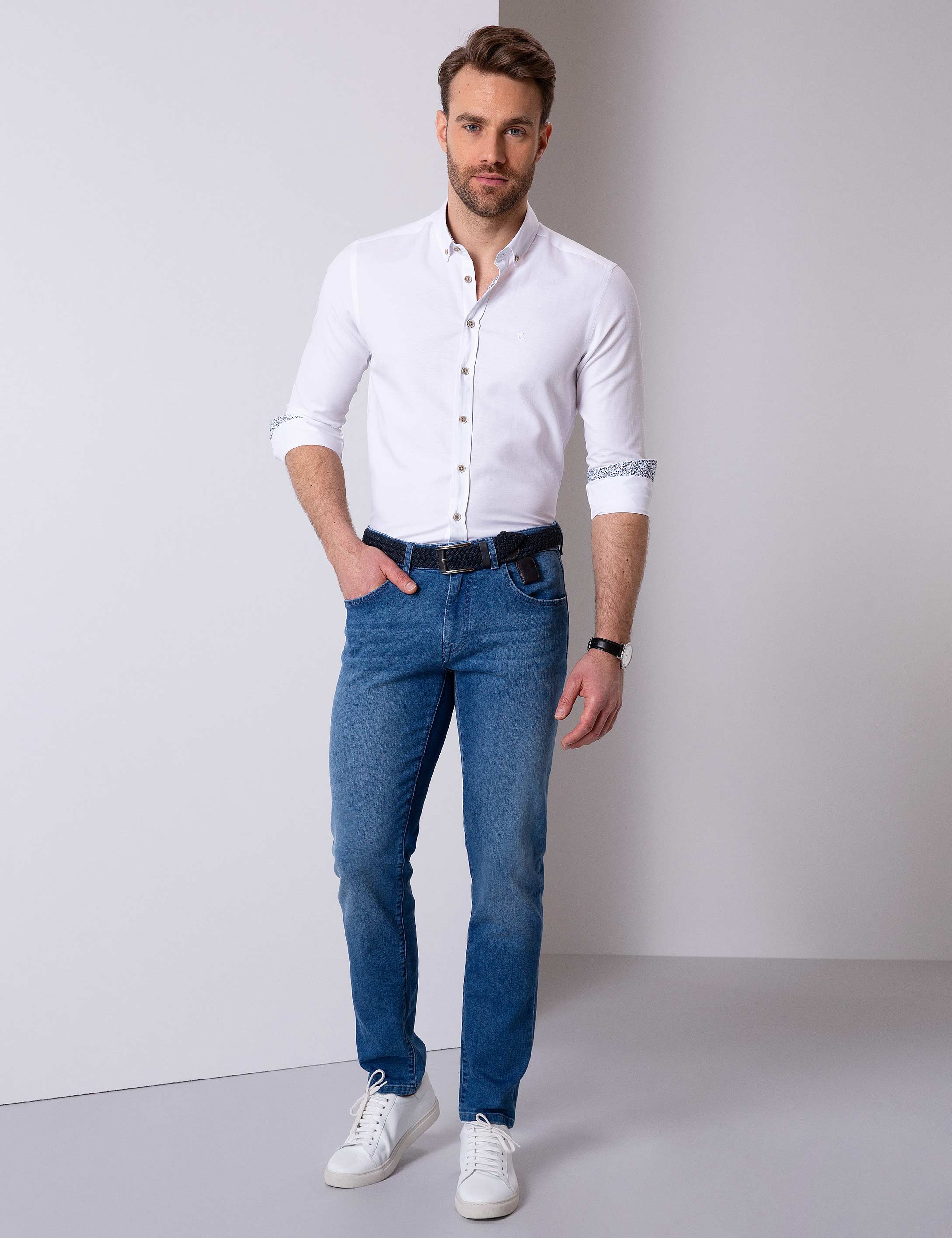 Beyaz Slim Fit Gömlek - Image 3