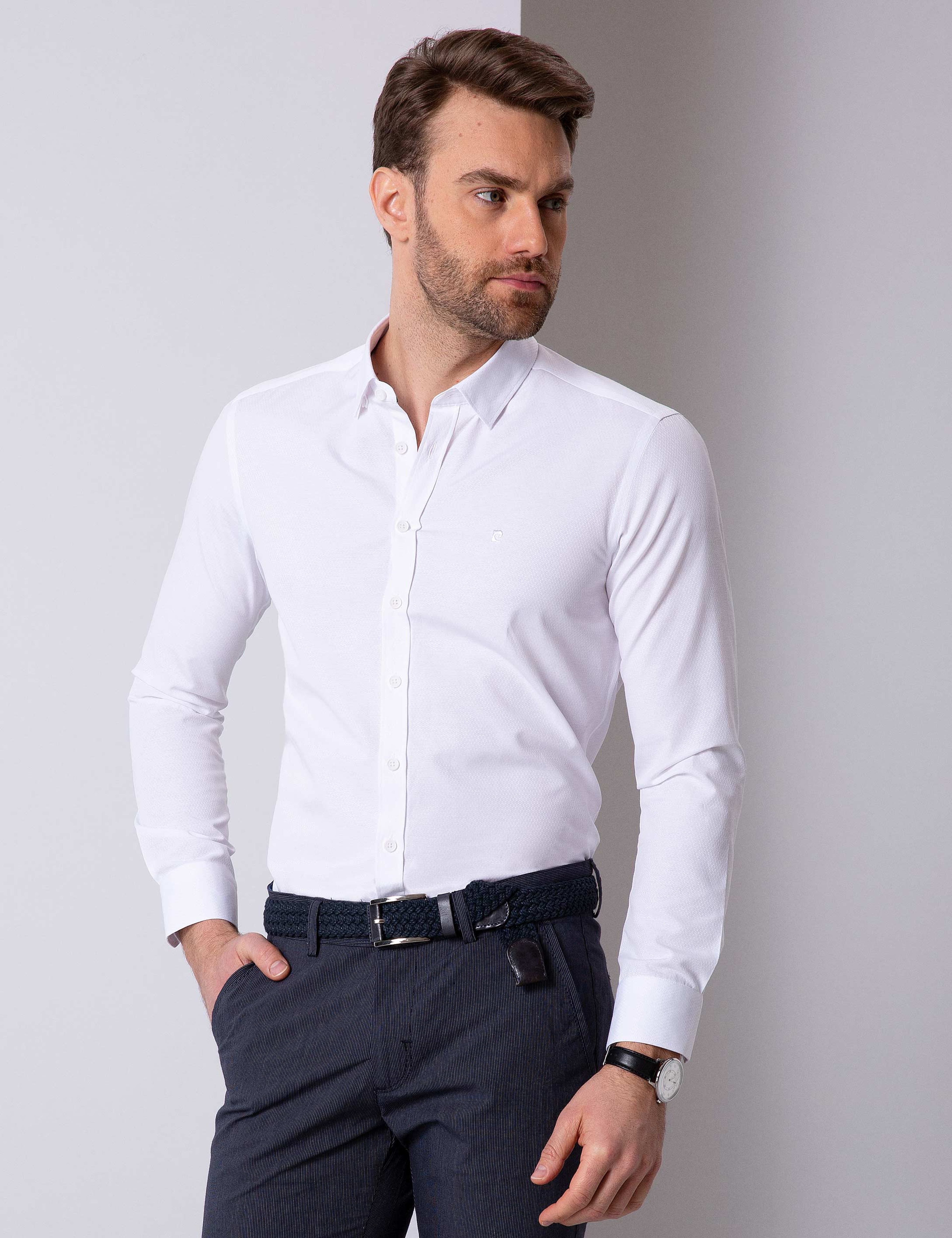 Beyaz Slim Fit Gömlek