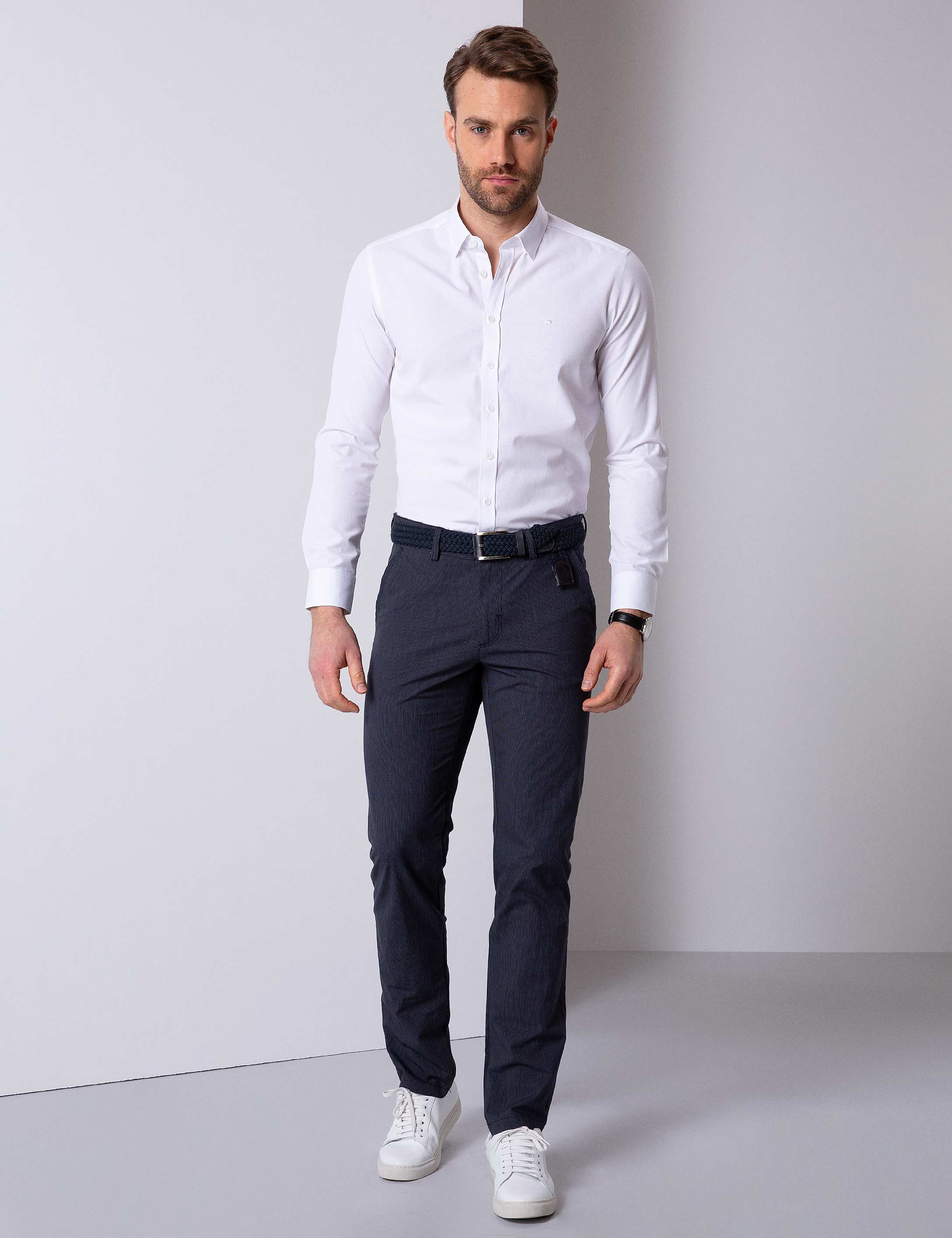 Beyaz Slim Fit Gömlek