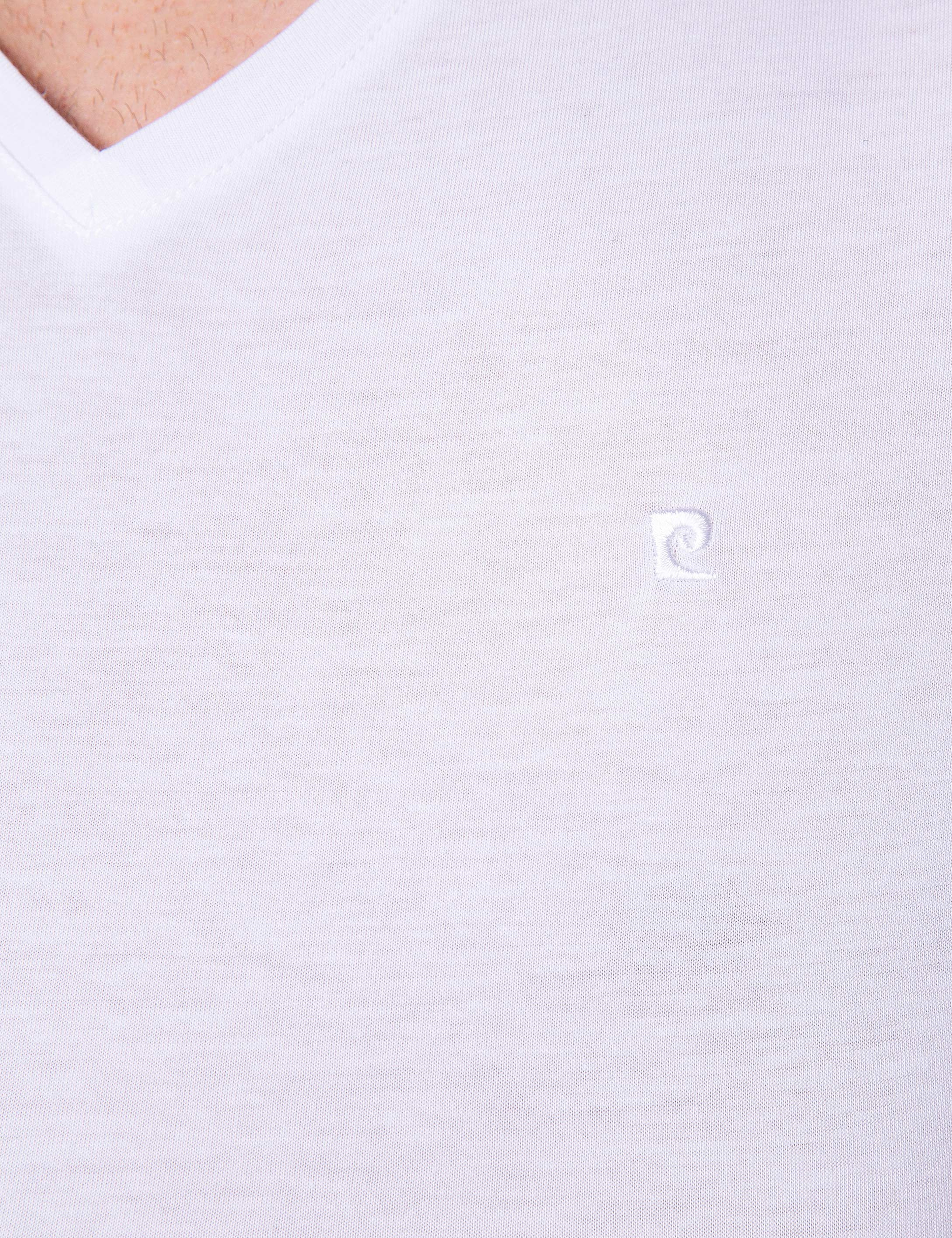 Beyaz Slim Fit V Yaka Basic T-Shirt
