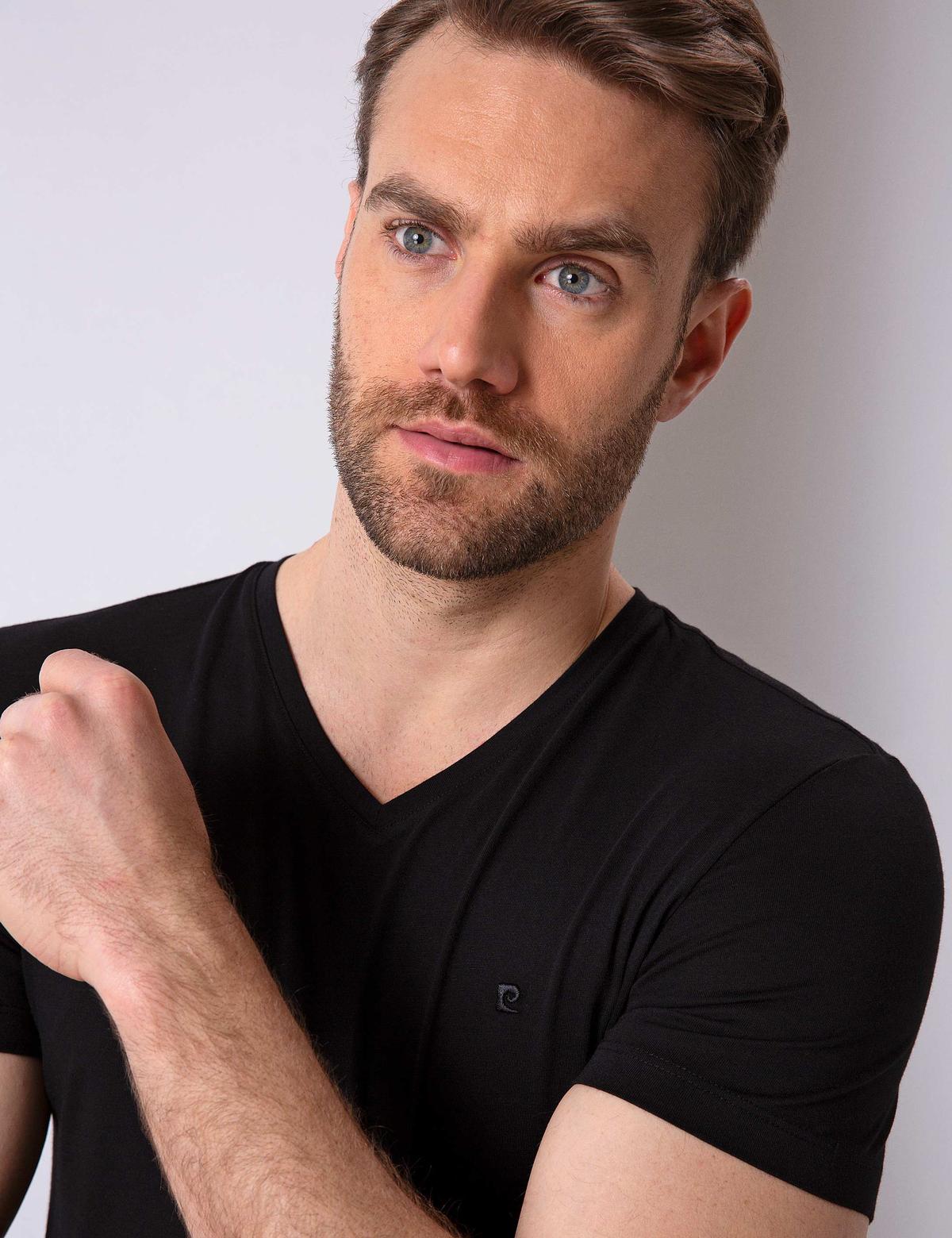 Siyah Slim Fit Basic Tişört - 50203545017